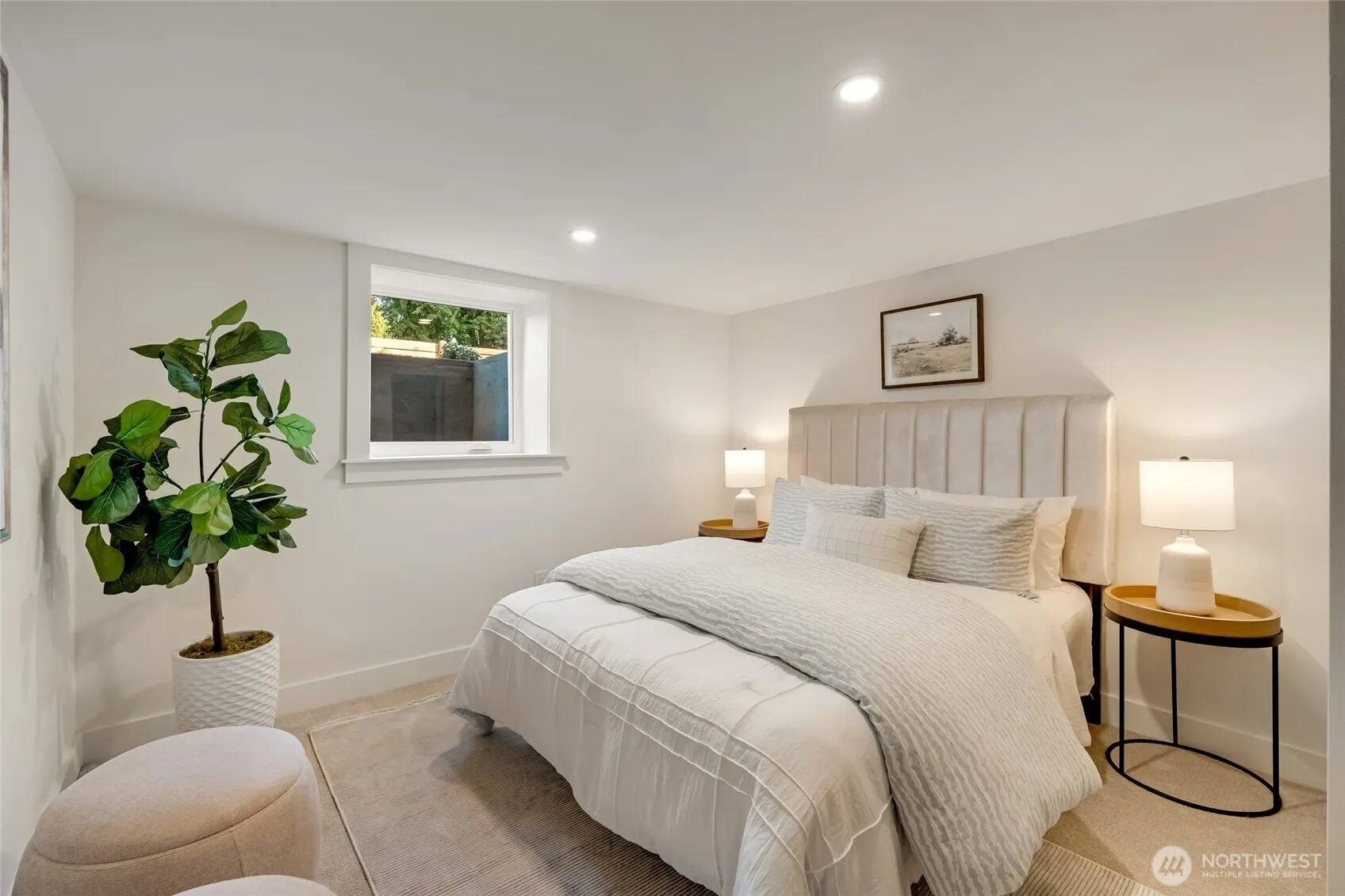 9653 7th Avenue NE, Seattle, WA 98115