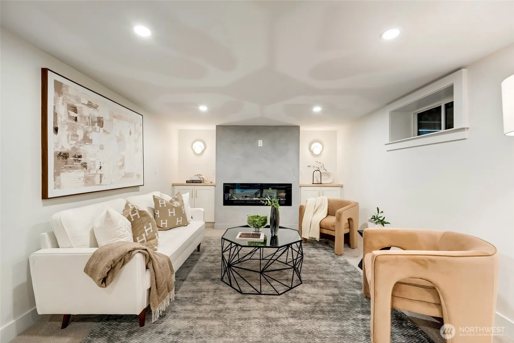 9653 7th Avenue NE, Seattle, WA 98115