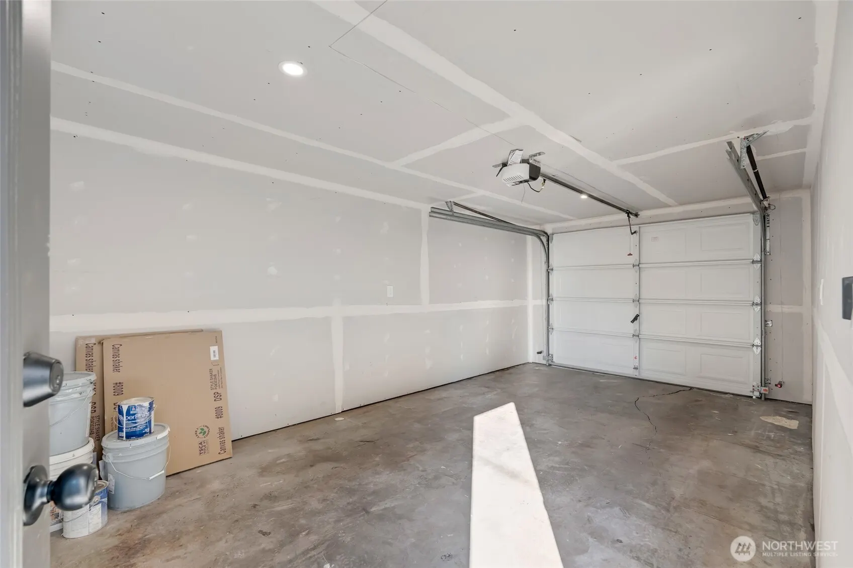 9653 7th Avenue NE, Seattle, WA 98115