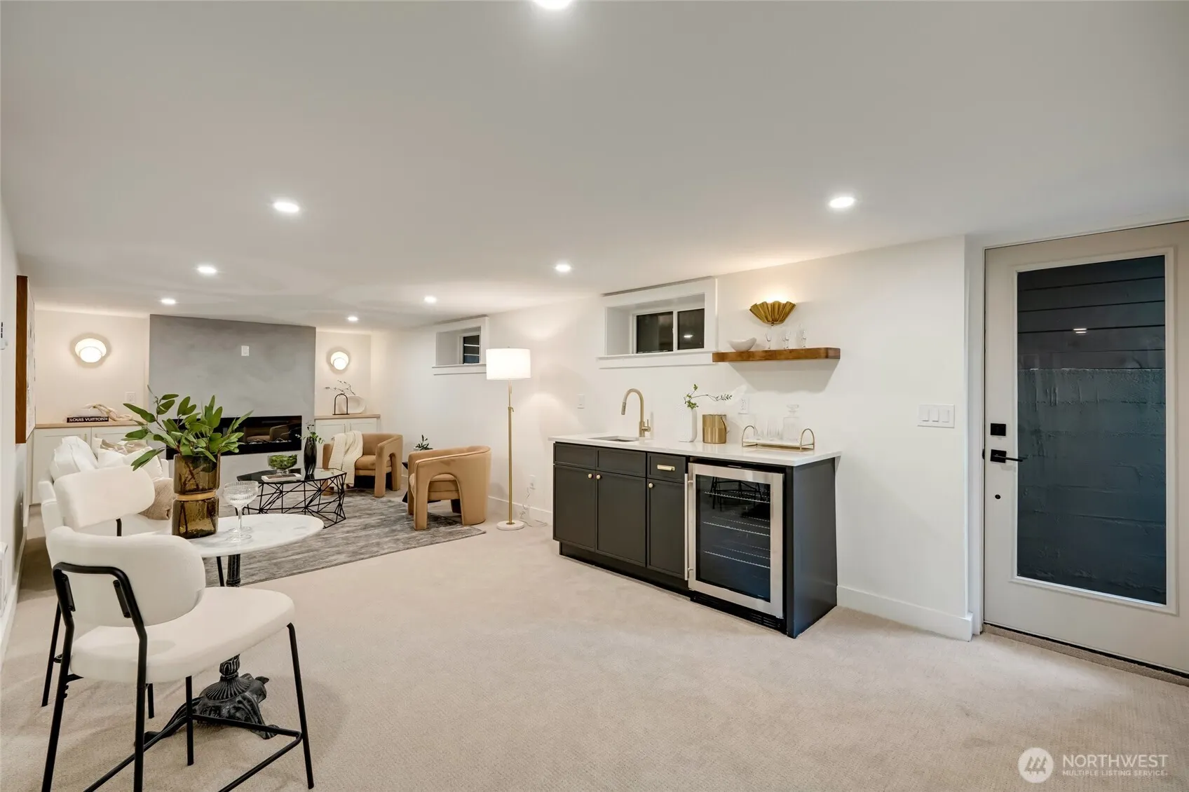 9653 7th Avenue NE, Seattle, WA 98115