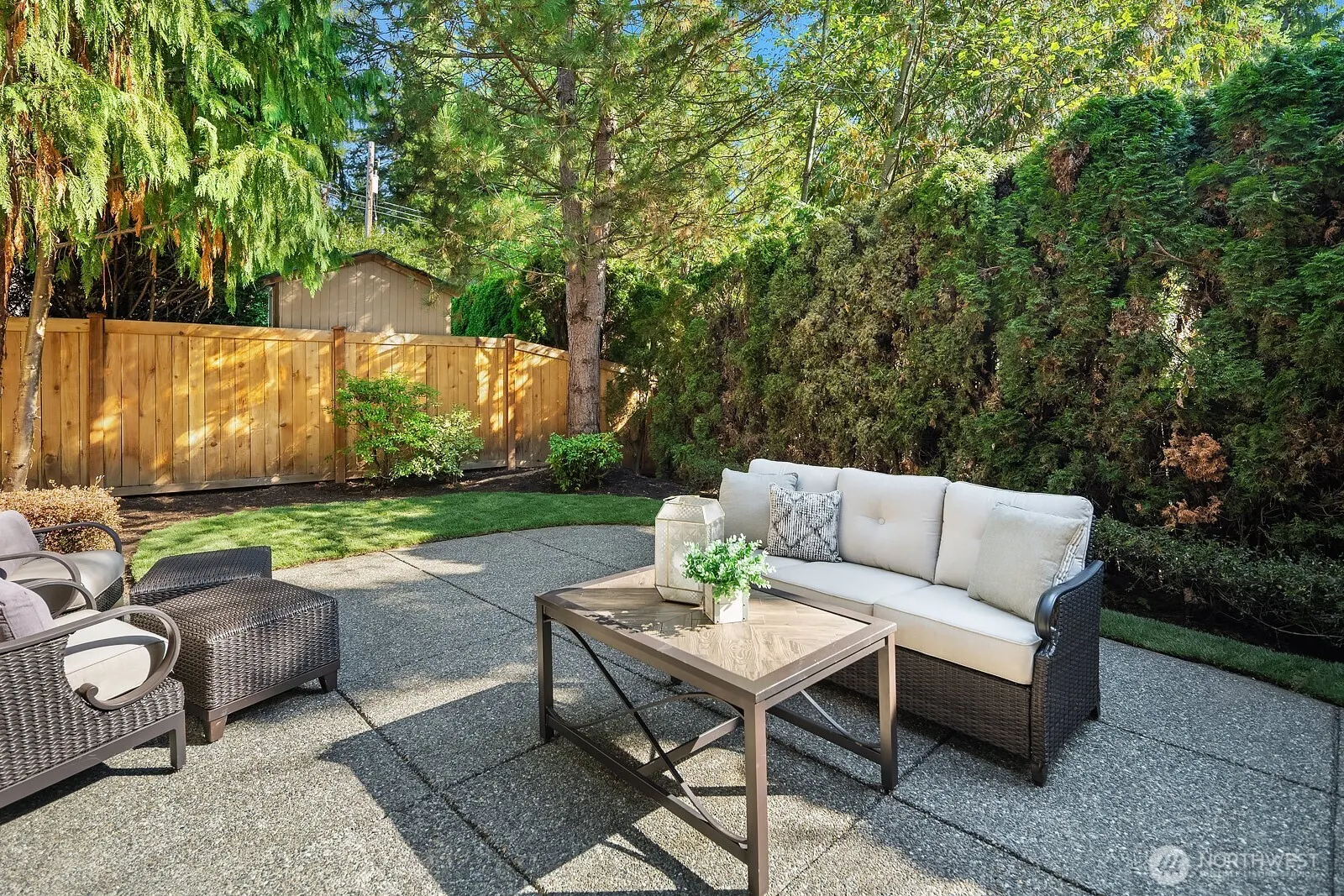 2098 211th Place SE, Sammamish, WA 98075
