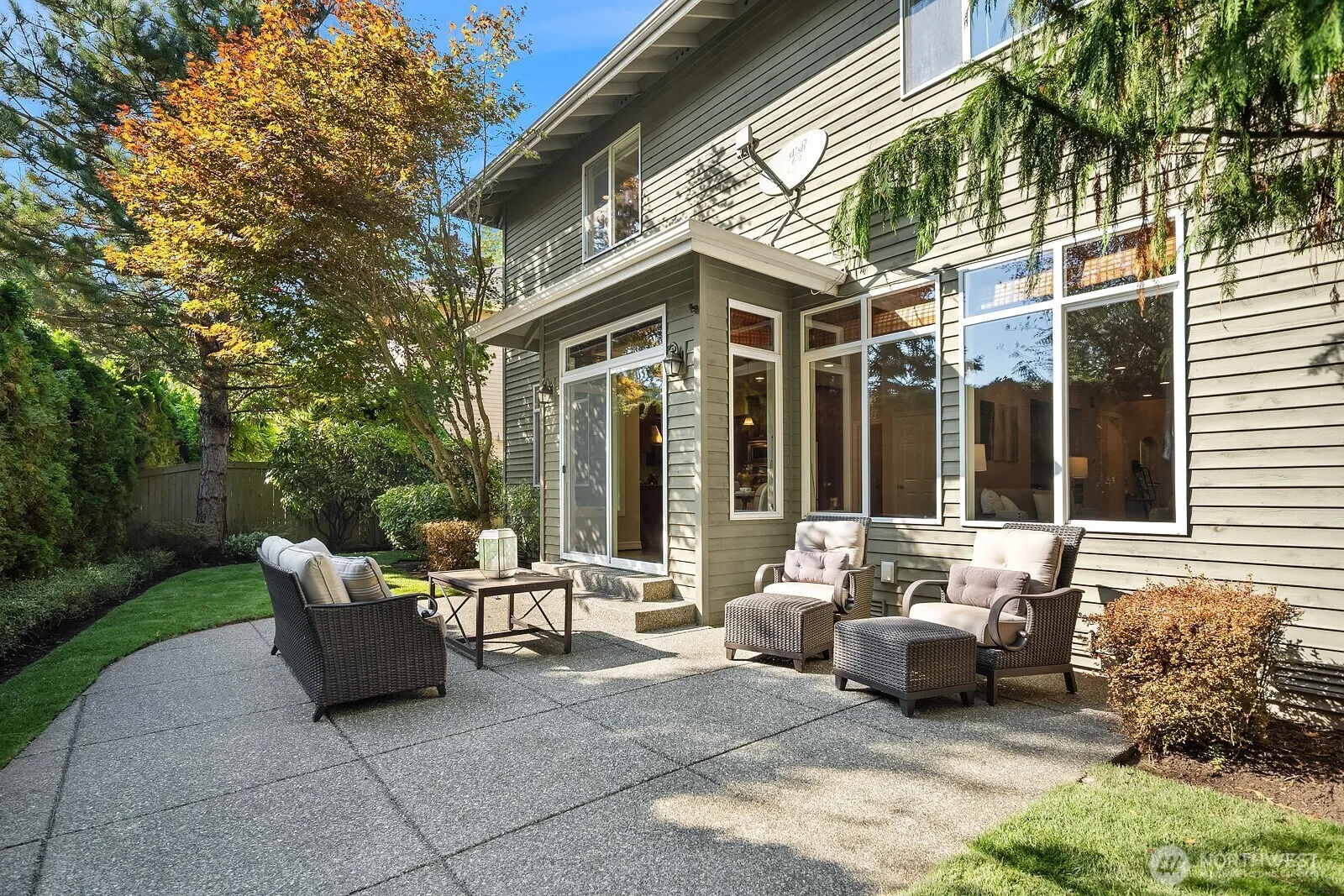 2098 211th Place SE, Sammamish, WA 98075