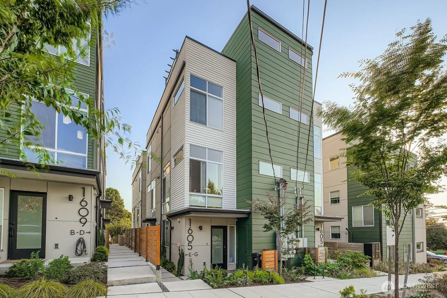 1605 S Washington St #F, Seattle, WA 98144