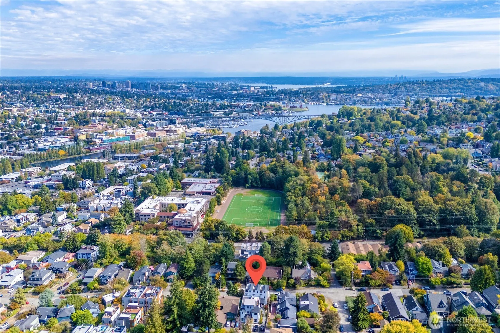 2833 3rd Avenue W, Seattle, WA 98119