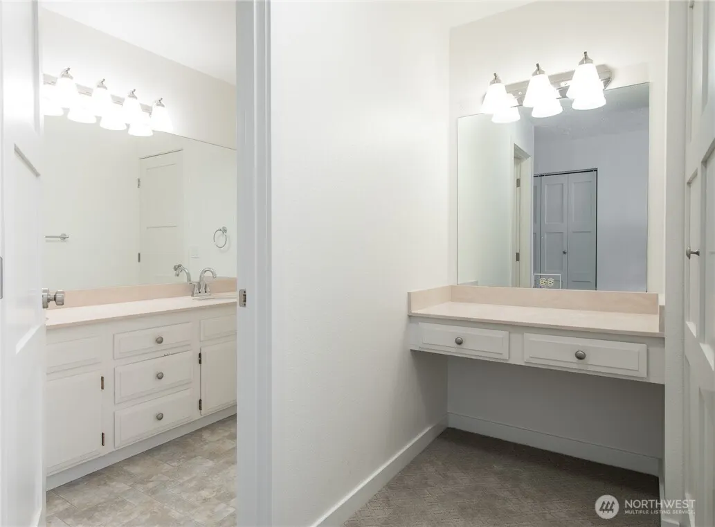3626 26th Place W #3, Seattle, WA 98199