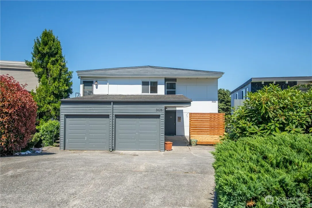 3626 26th Place W #3, Seattle, WA 98199