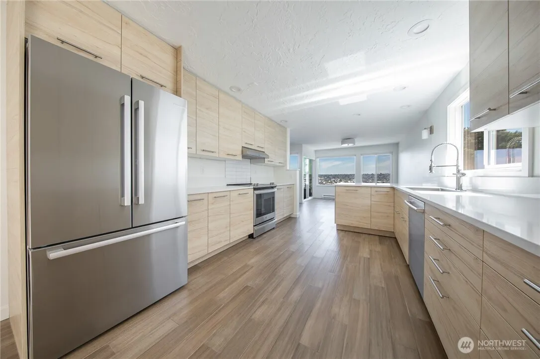3626 26th Place W #3, Seattle, WA 98199