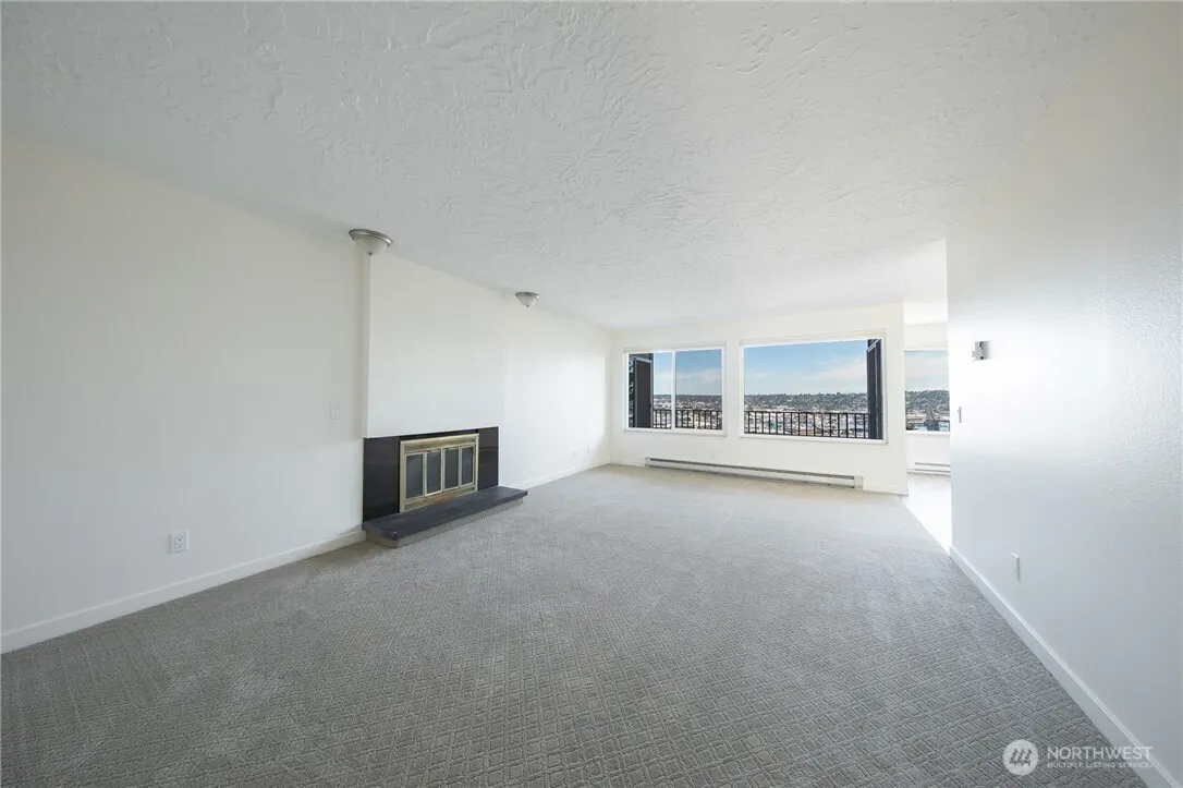 3626 26th Place W #3, Seattle, WA 98199