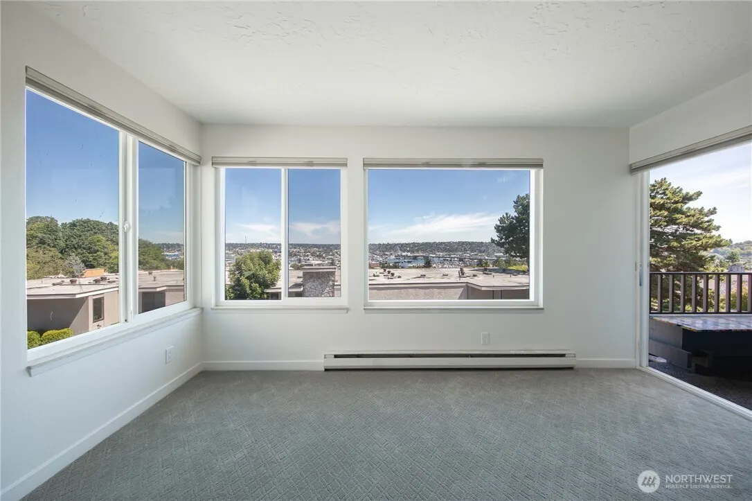 3626 26th Place W #3, Seattle, WA 98199
