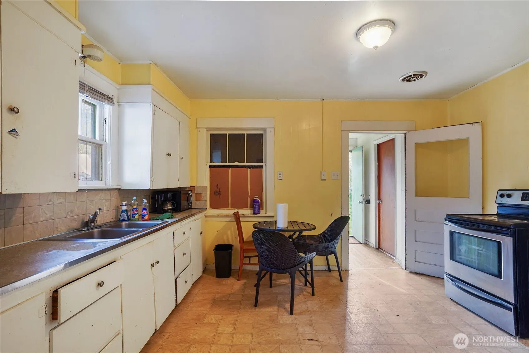 8640 Delridge Way SW, Seattle, WA 98106