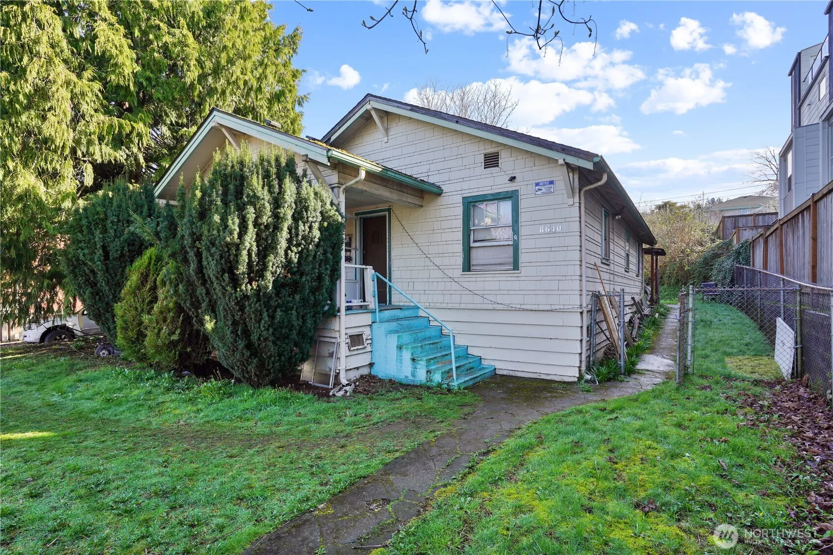 8640 Delridge Way SW, Seattle, WA 98106