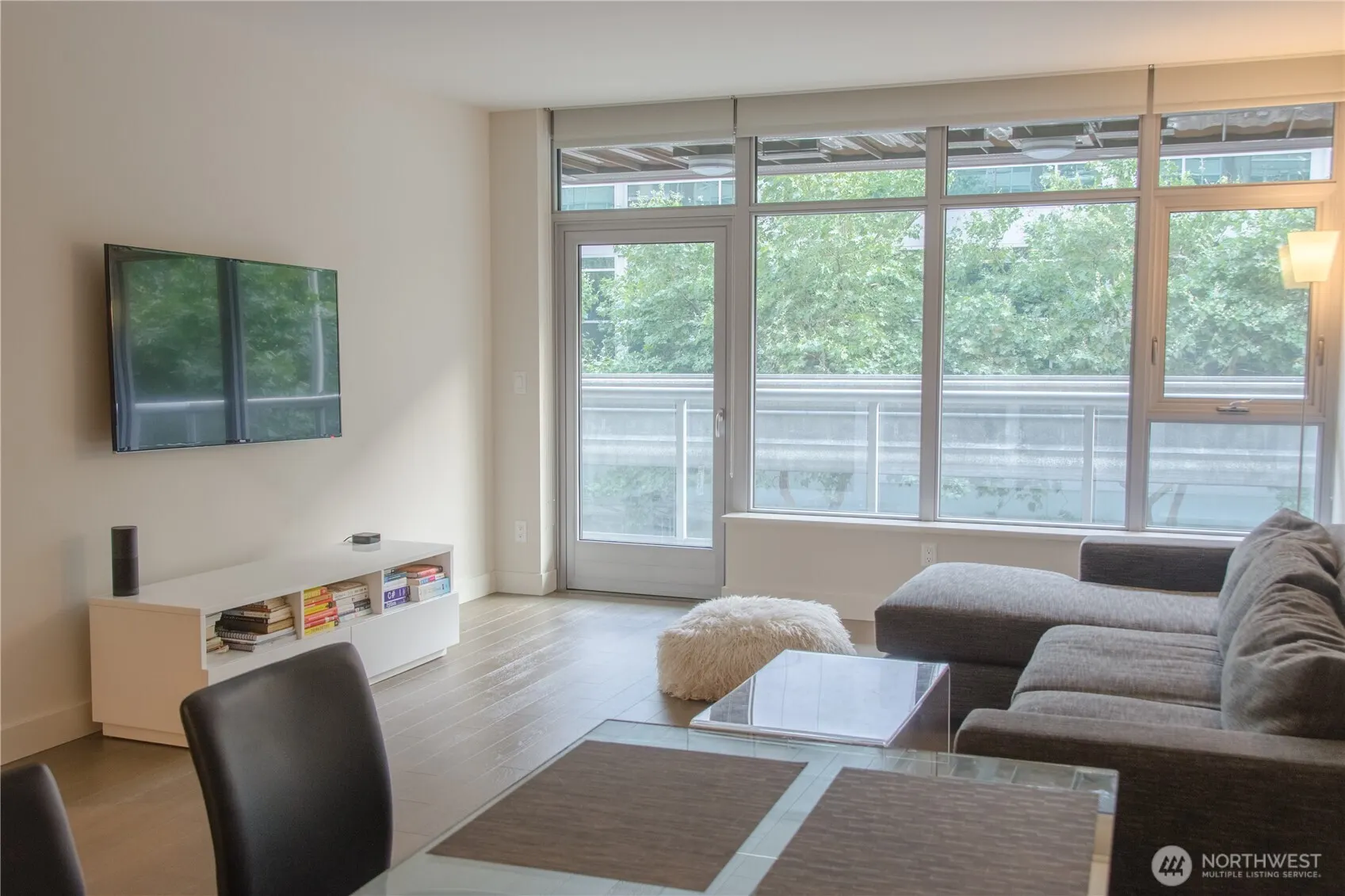 583 Battery Street #316N, Seattle, WA 98121