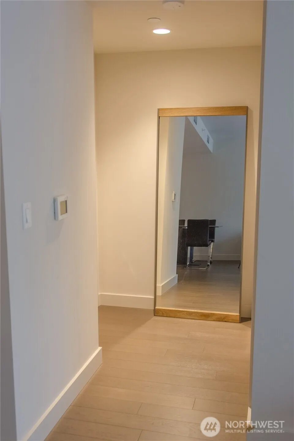 583 Battery Street #316N, Seattle, WA 98121