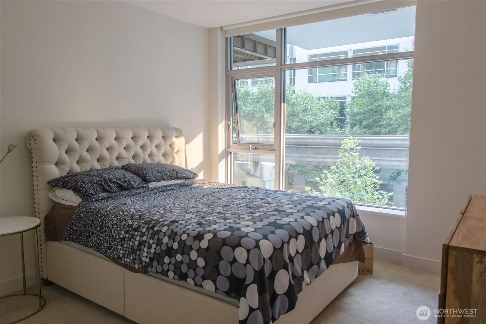 583 Battery Street #316N, Seattle, WA 98121