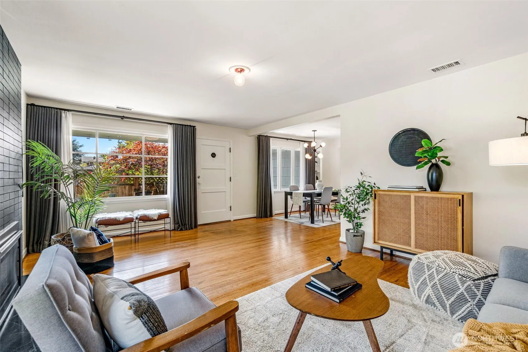 2716 E Jefferson St , Seattle, WA 98122