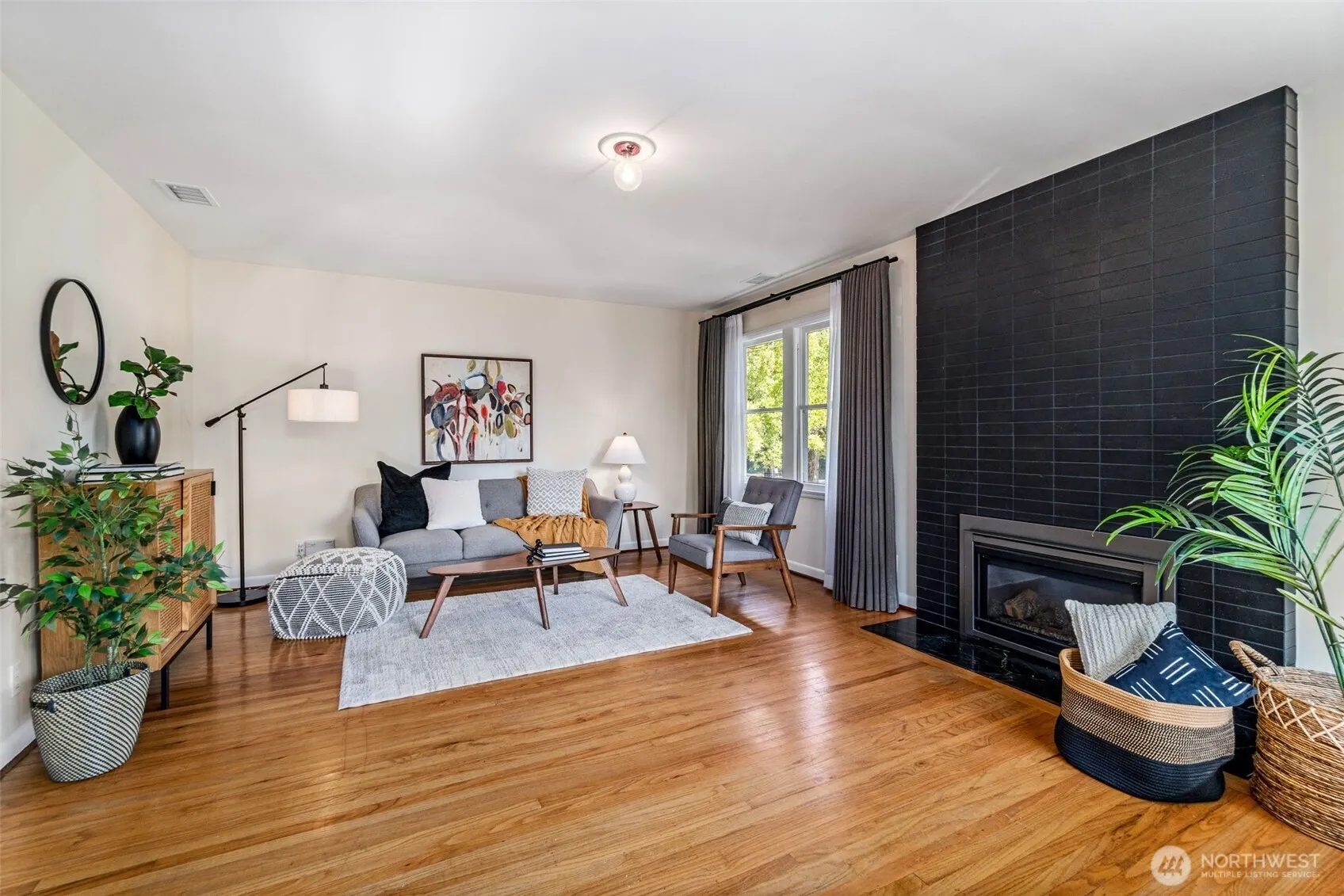 2716 E Jefferson St , Seattle, WA 98122