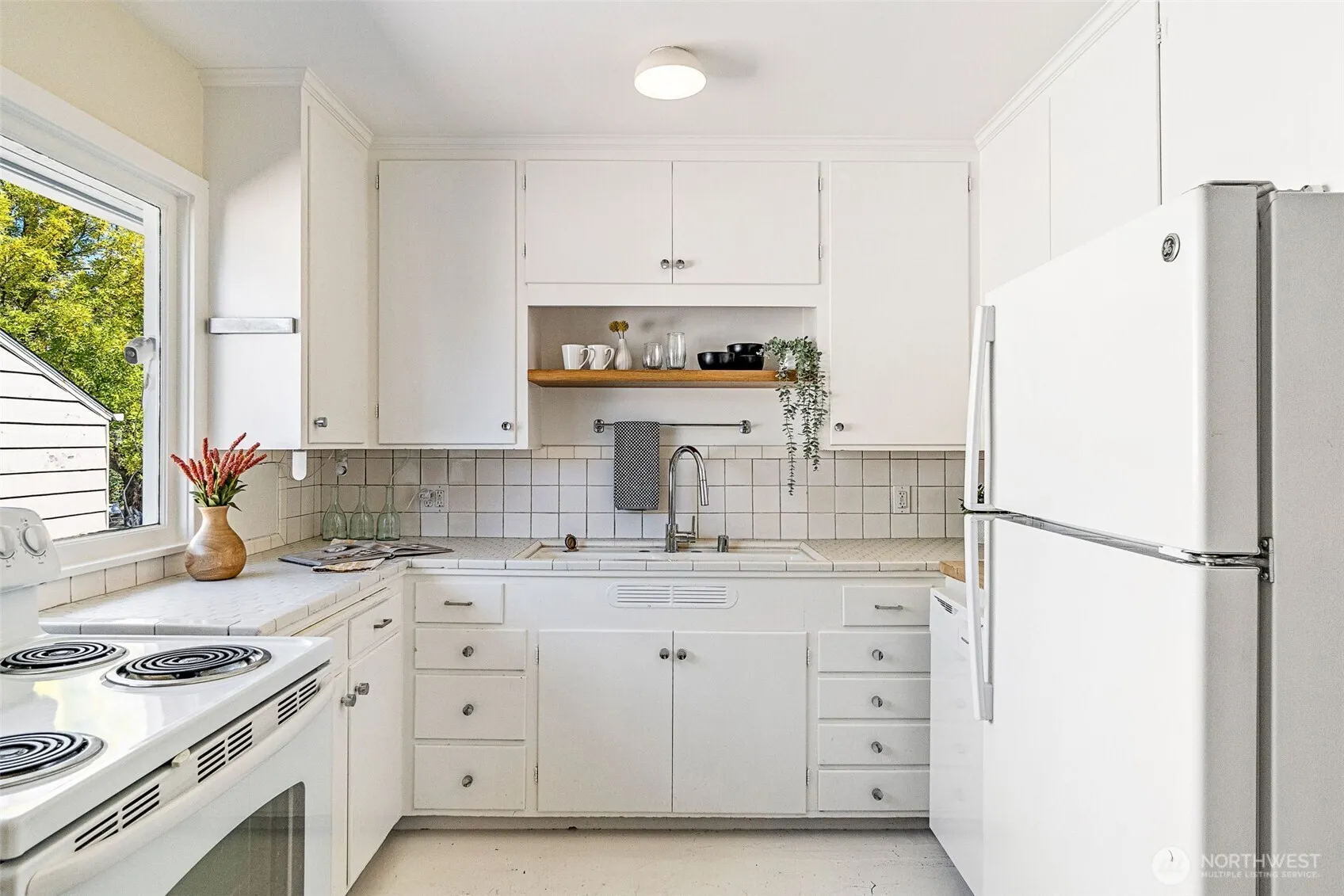 2716 E Jefferson St , Seattle, WA 98122