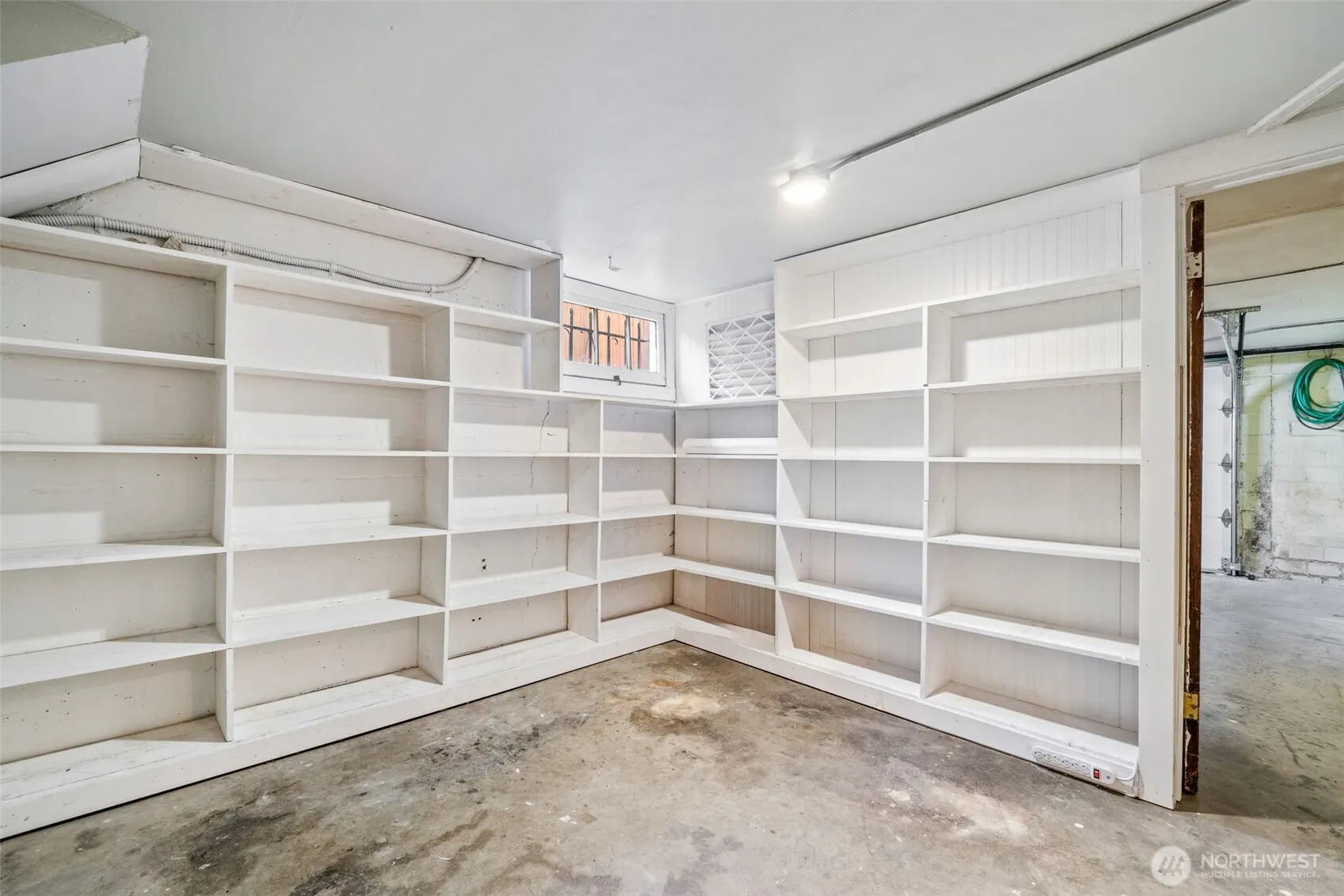 2716 E Jefferson St , Seattle, WA 98122