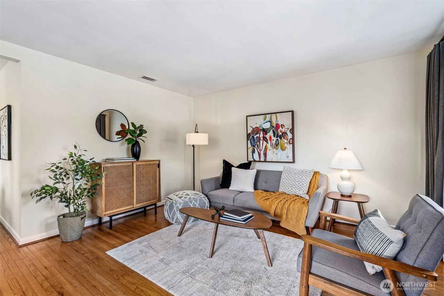2716 E Jefferson St , Seattle, WA 98122