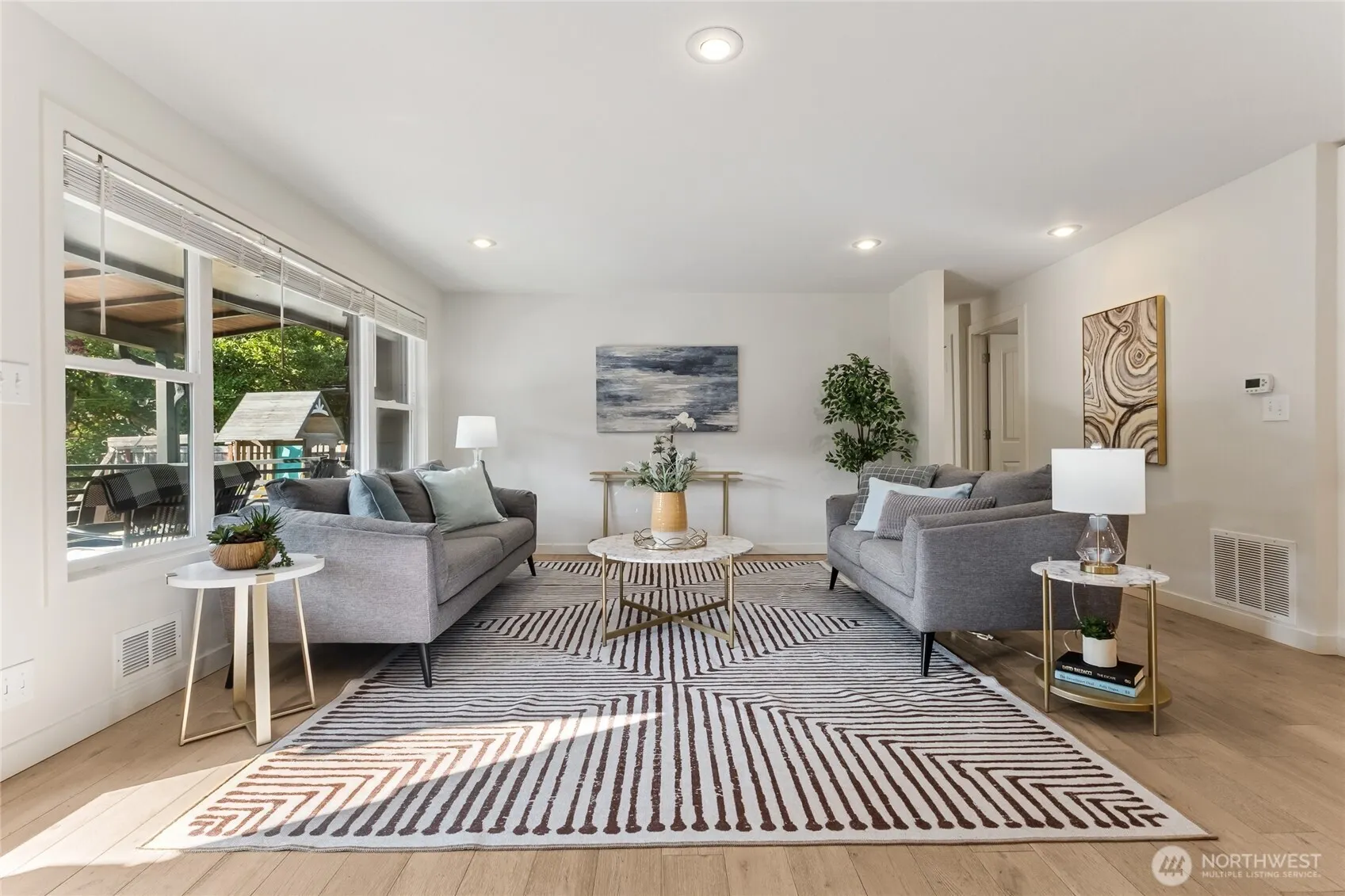 5910 47th Avenue S, Seattle, WA 98118