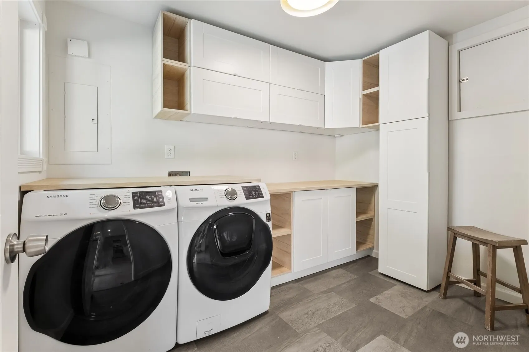 5910 47th Avenue S, Seattle, WA 98118