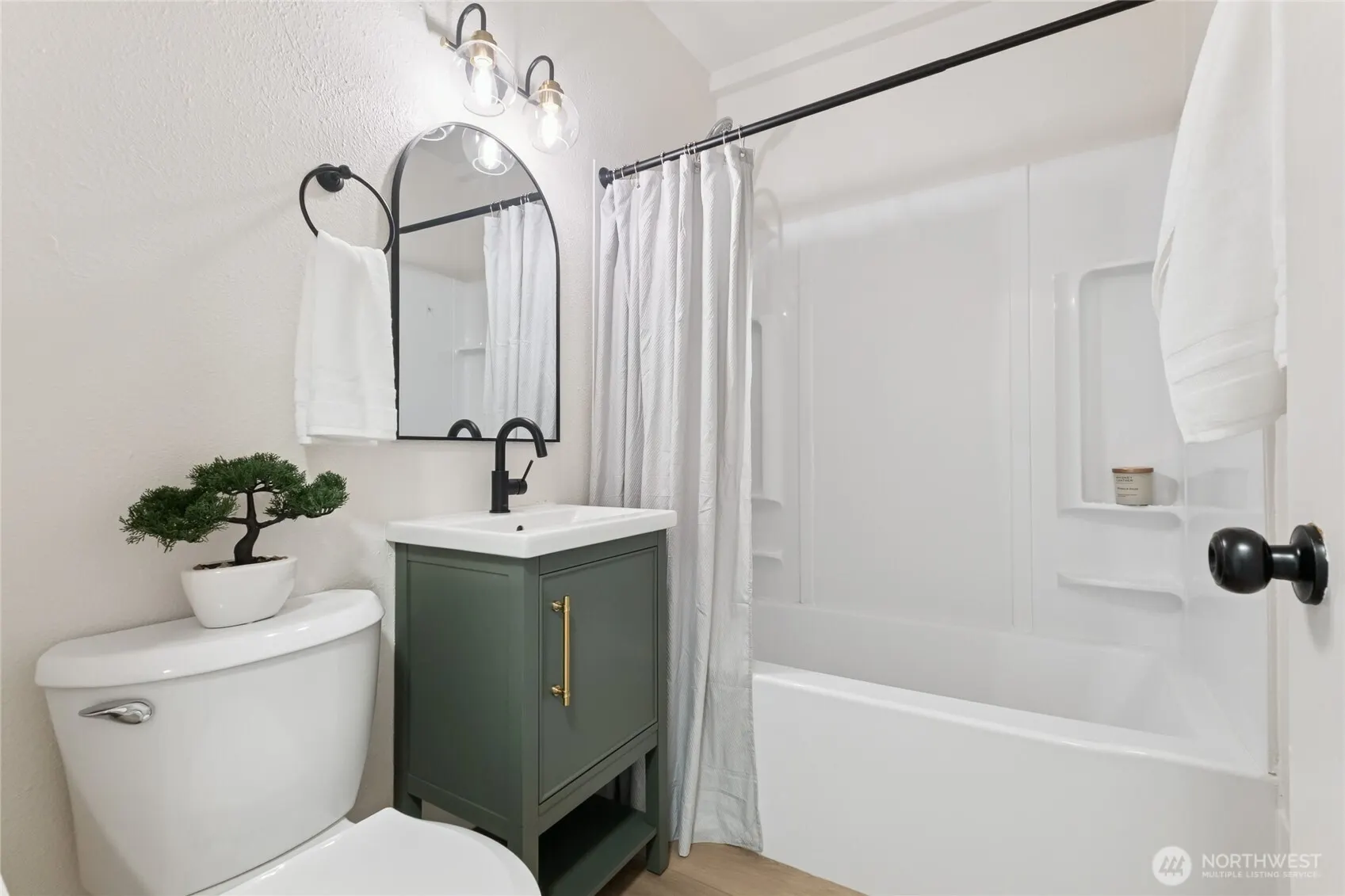 5910 47th Avenue S, Seattle, WA 98118