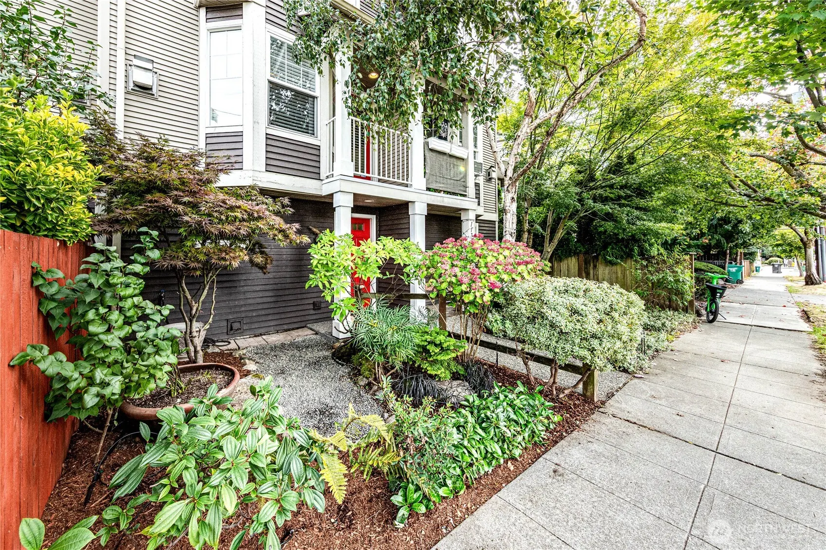 11720 Greenwood Avenue N #A, Seattle, WA 98133-8128