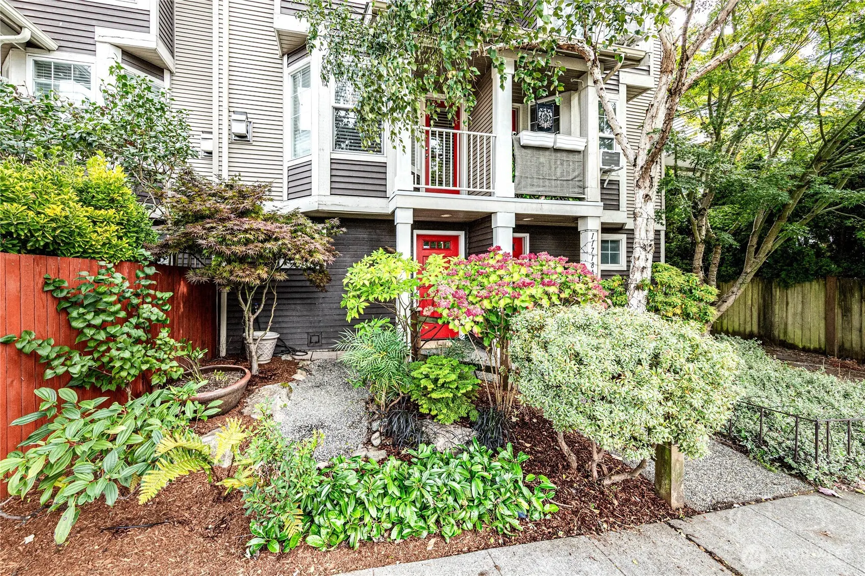 11720 Greenwood Avenue N #A, Seattle, WA 98133-8128