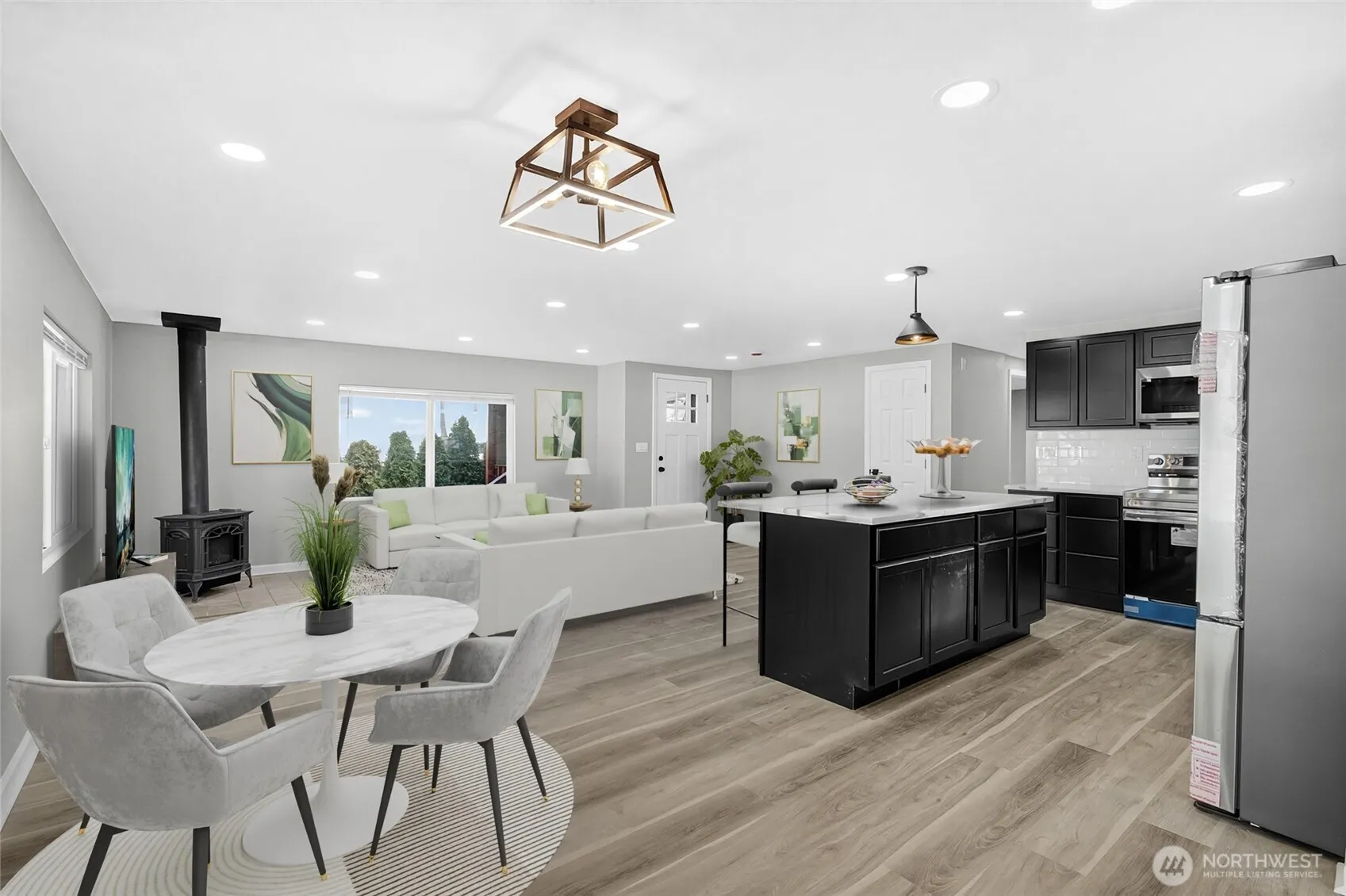 19220 128th Place NE, Bothell, WA 98011-2559