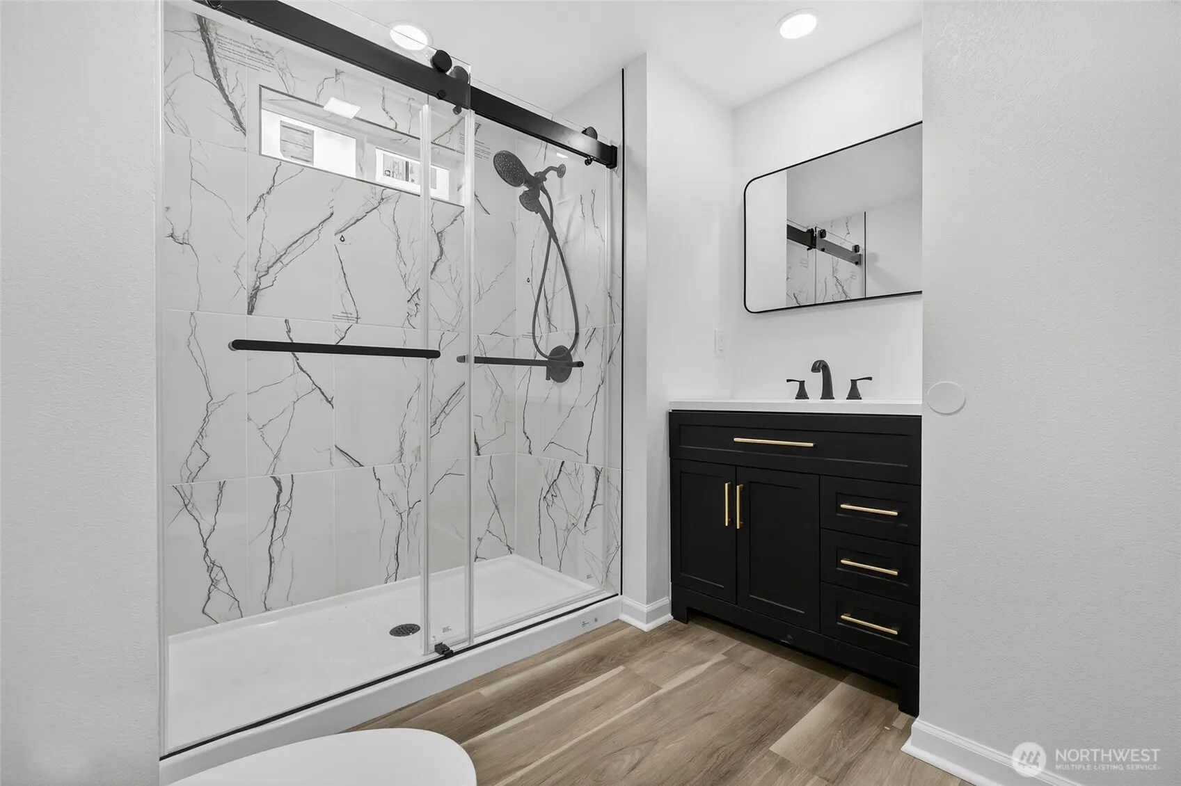 19220 128th Place NE, Bothell, WA 98011-2559
