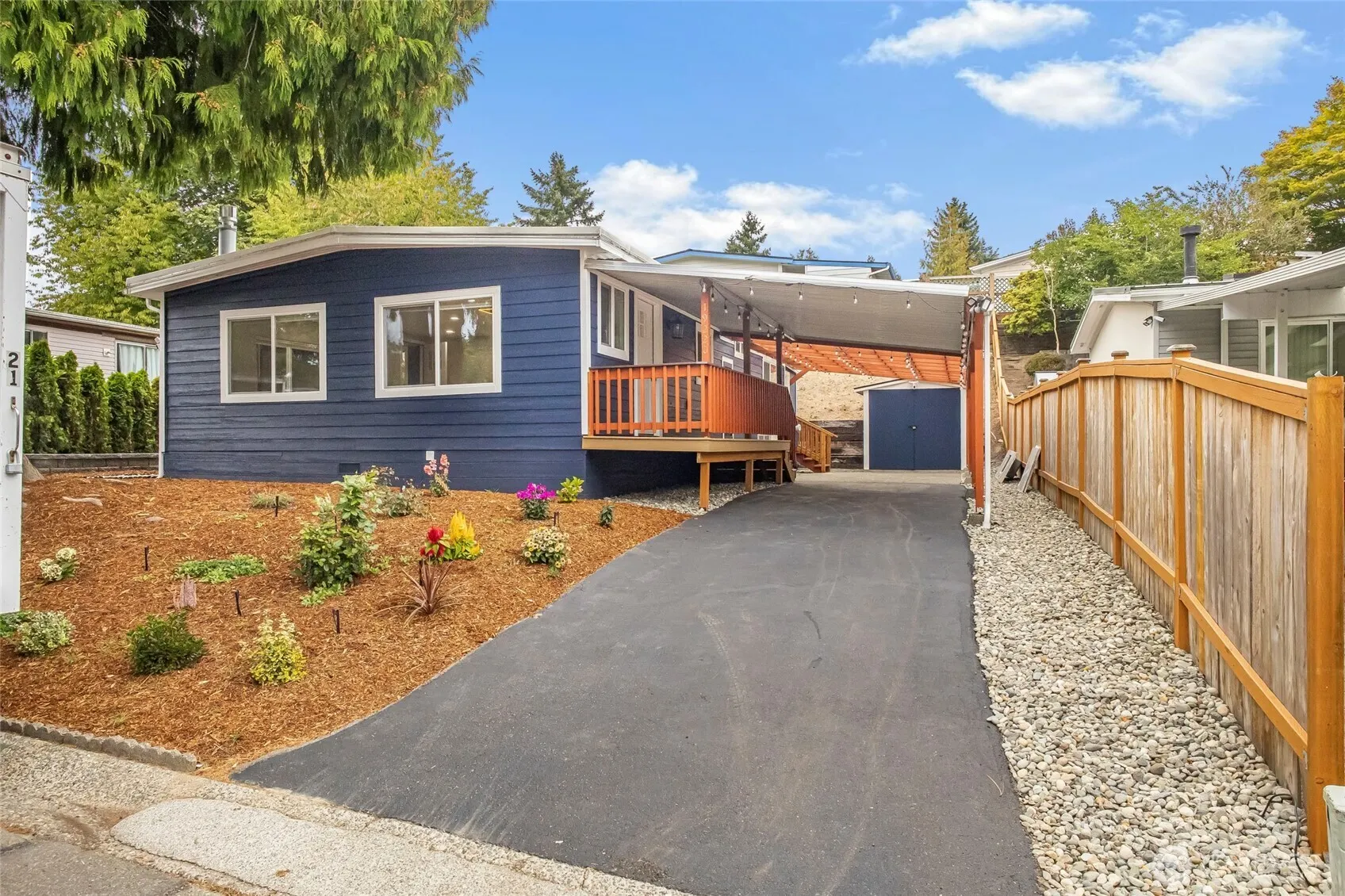 19220 128th Place NE, Bothell, WA 98011-2559