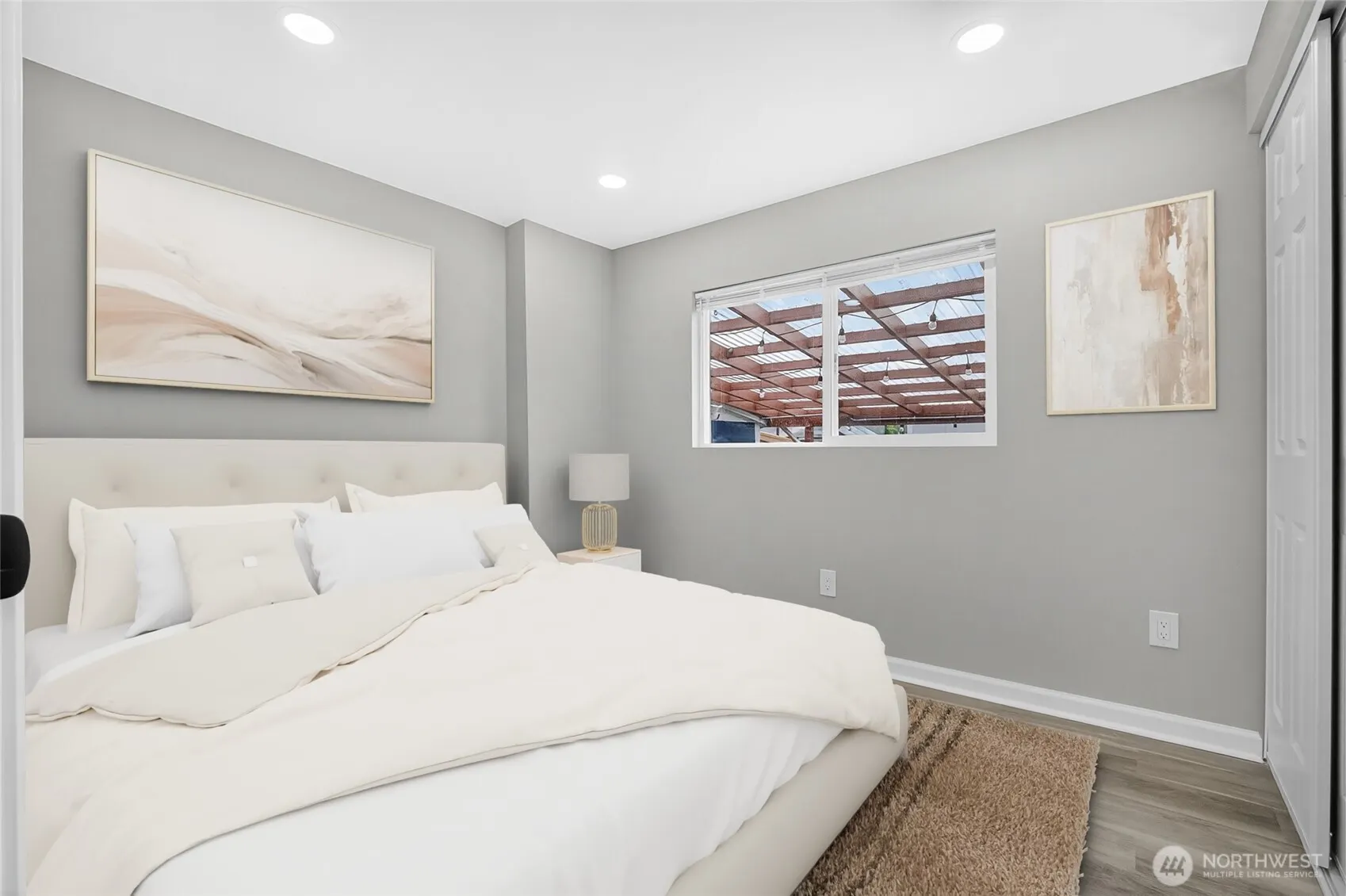 19220 128th Place NE, Bothell, WA 98011-2559