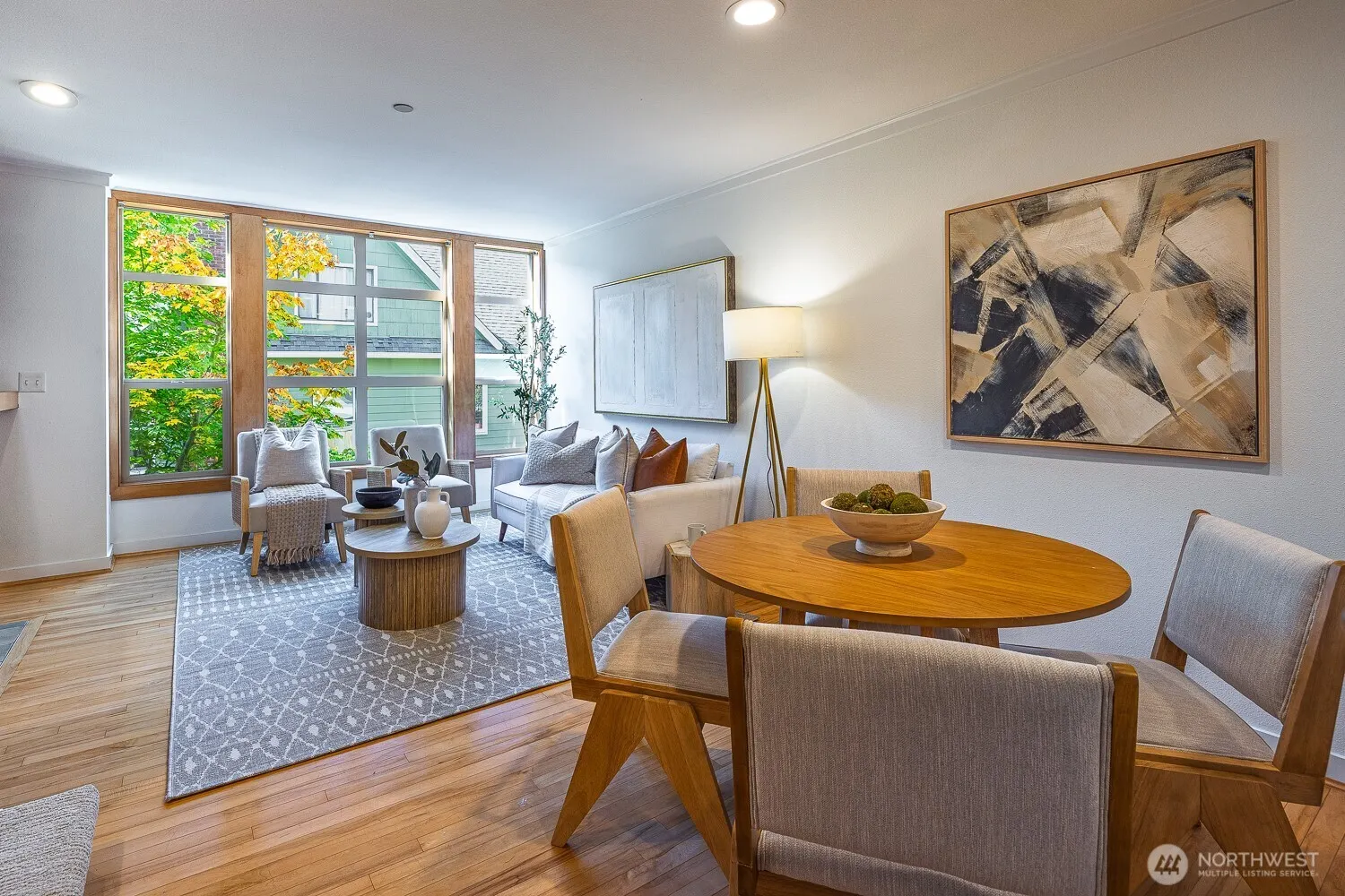 2502 N 50th Street #101, Seattle, WA 98103