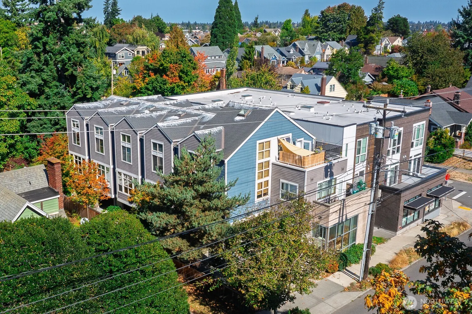 2502 N 50th Street #101, Seattle, WA 98103