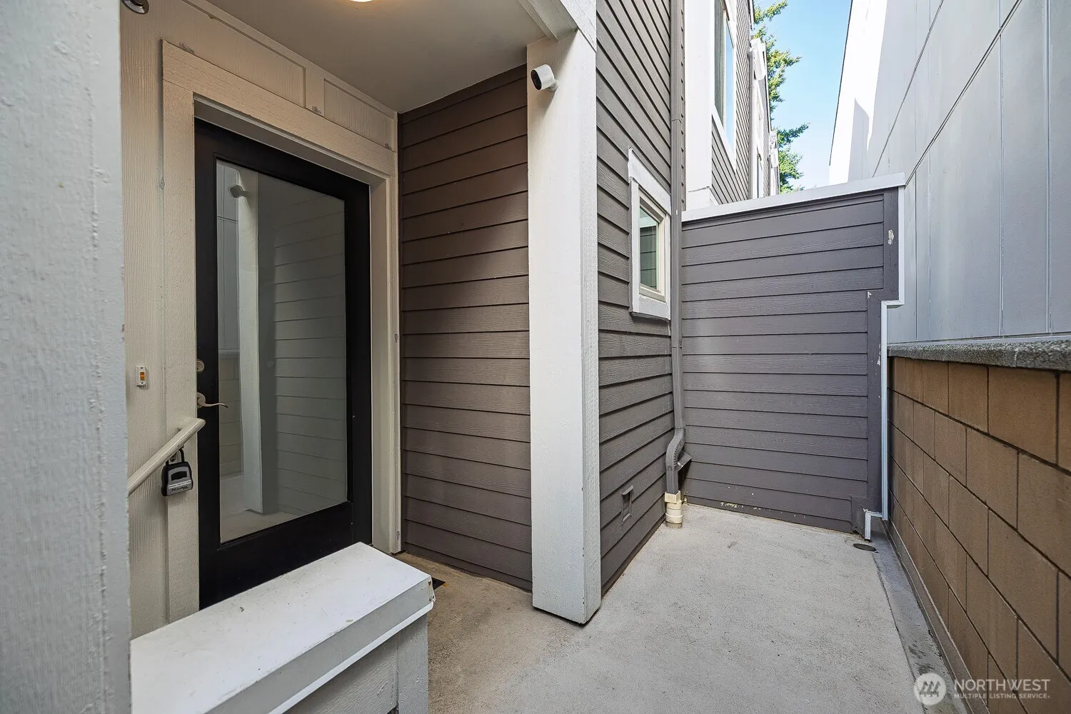 2502 N 50th Street #101, Seattle, WA 98103
