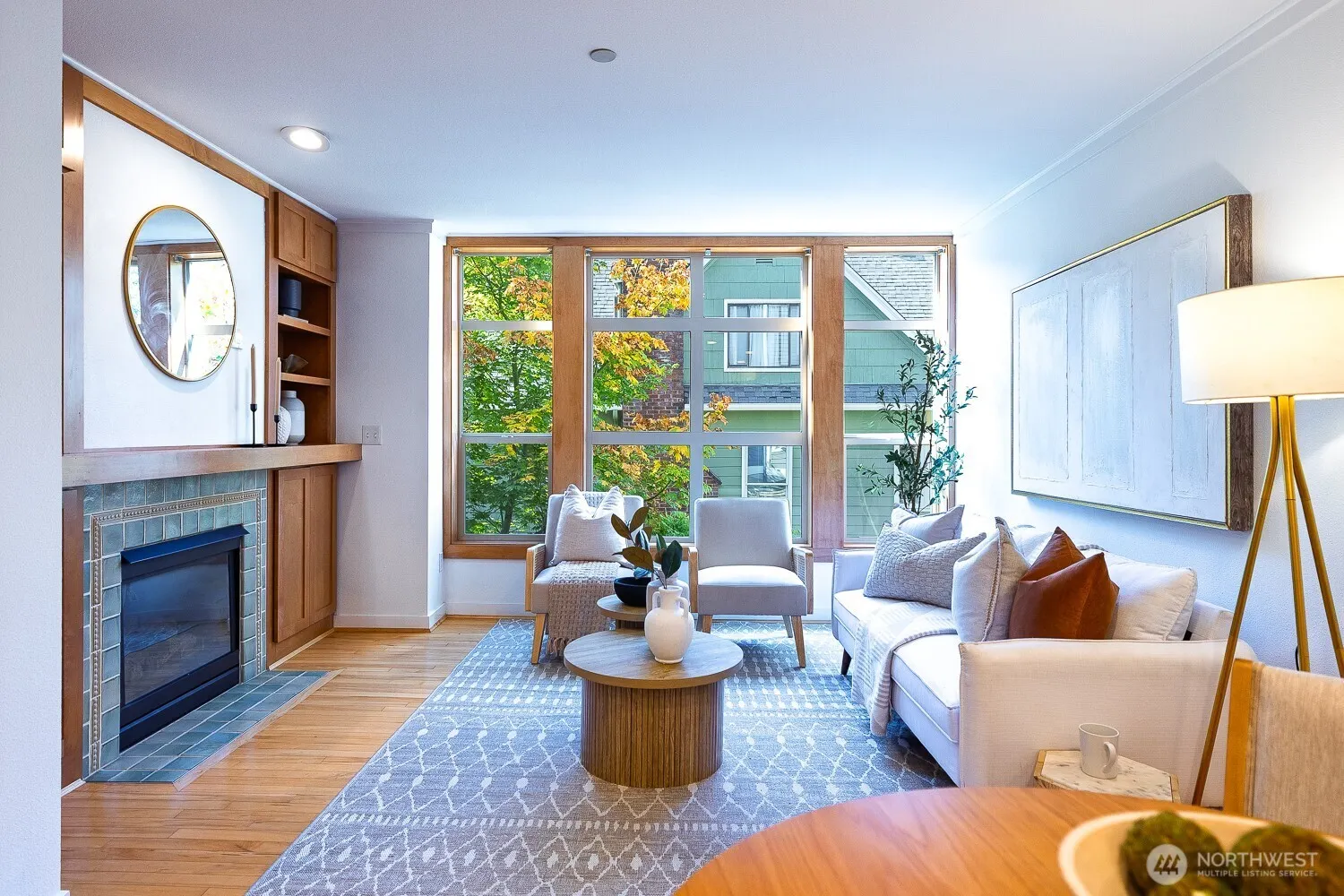 2502 N 50th Street #101, Seattle, WA 98103
