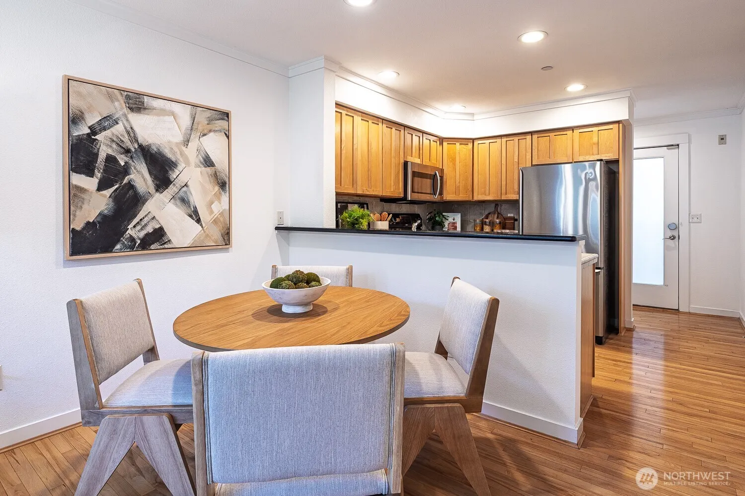2502 N 50th Street #101, Seattle, WA 98103