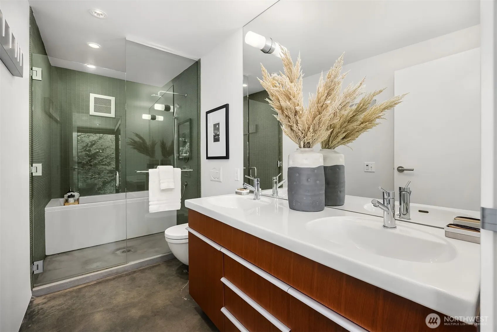2119 Bonair Drive SW, Seattle, WA 98116