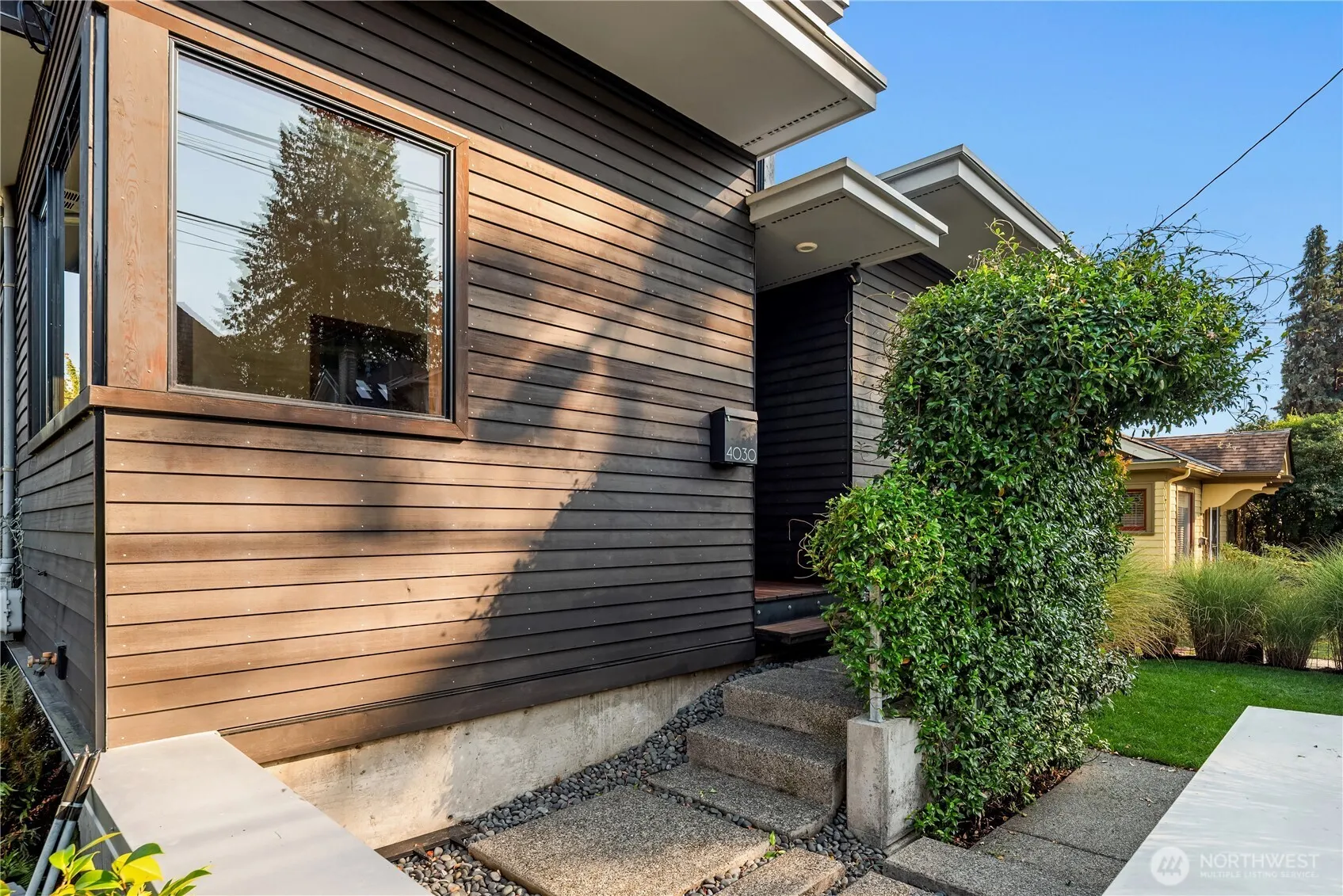 4030 Meridian Avenue N, Seattle, WA 98103