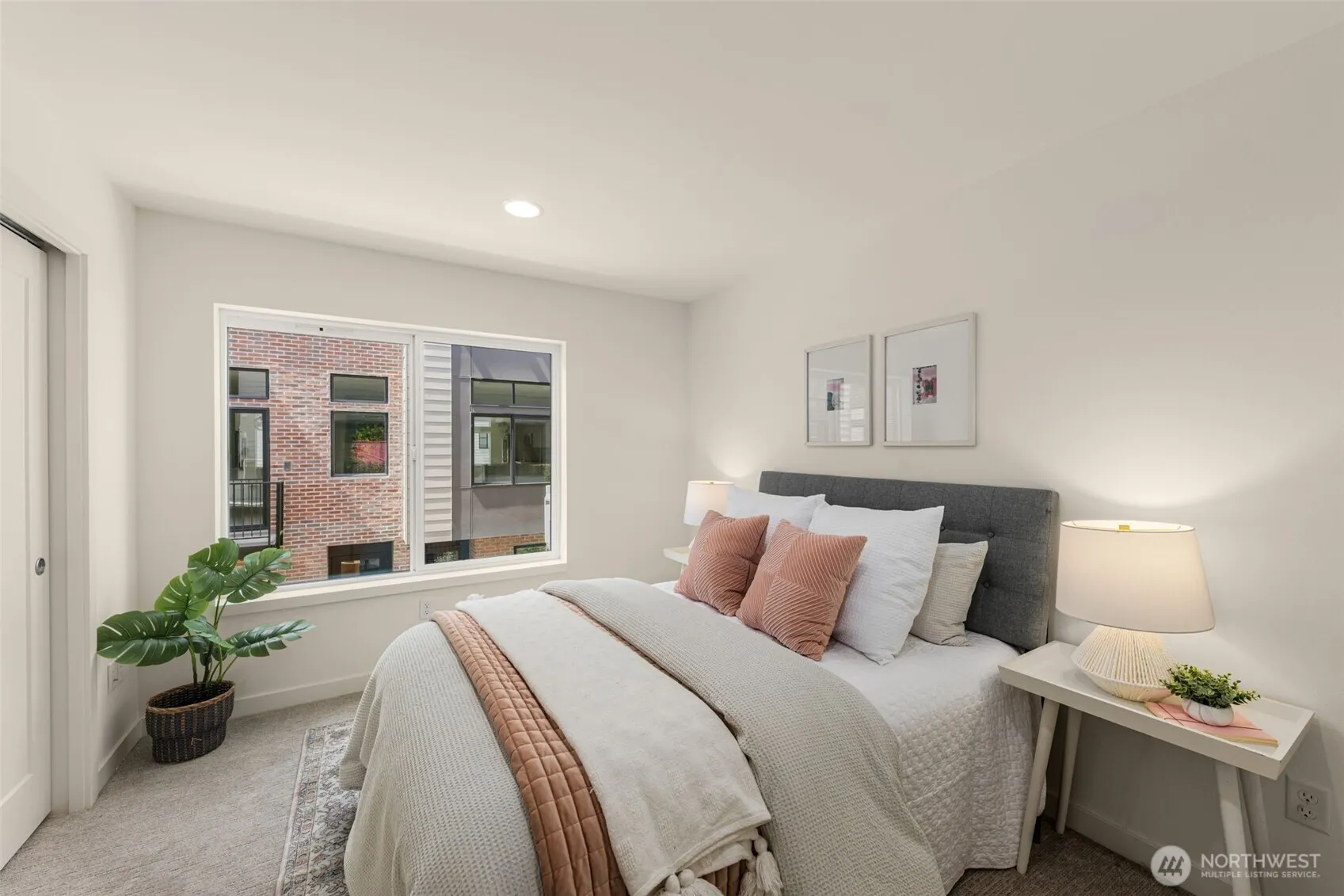 8333 B 12th Avenue NW, Seattle, WA 98117