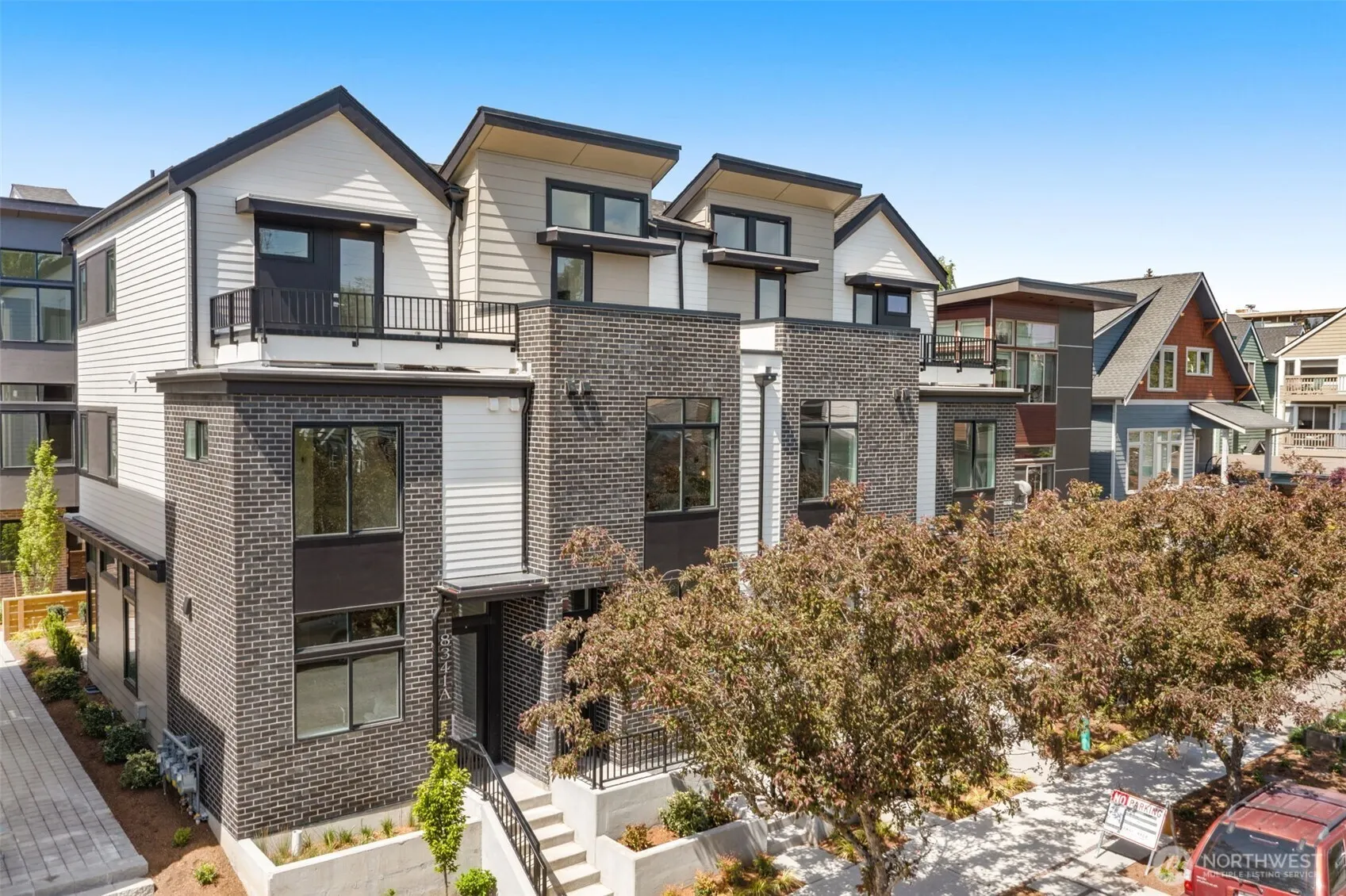8333 B 12th Avenue NW, Seattle, WA 98117