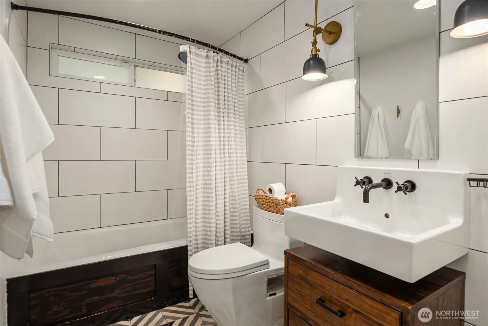 617 33rd Avenue E, Seattle, WA 98112