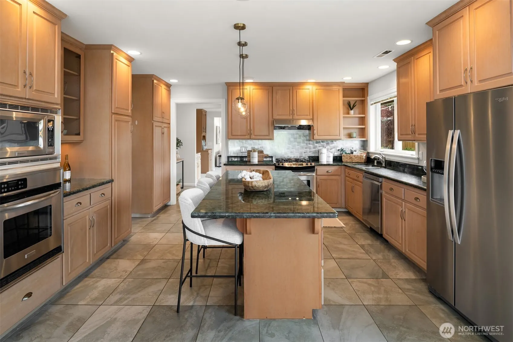 1812 7th Street W, Kirkland, WA 98033