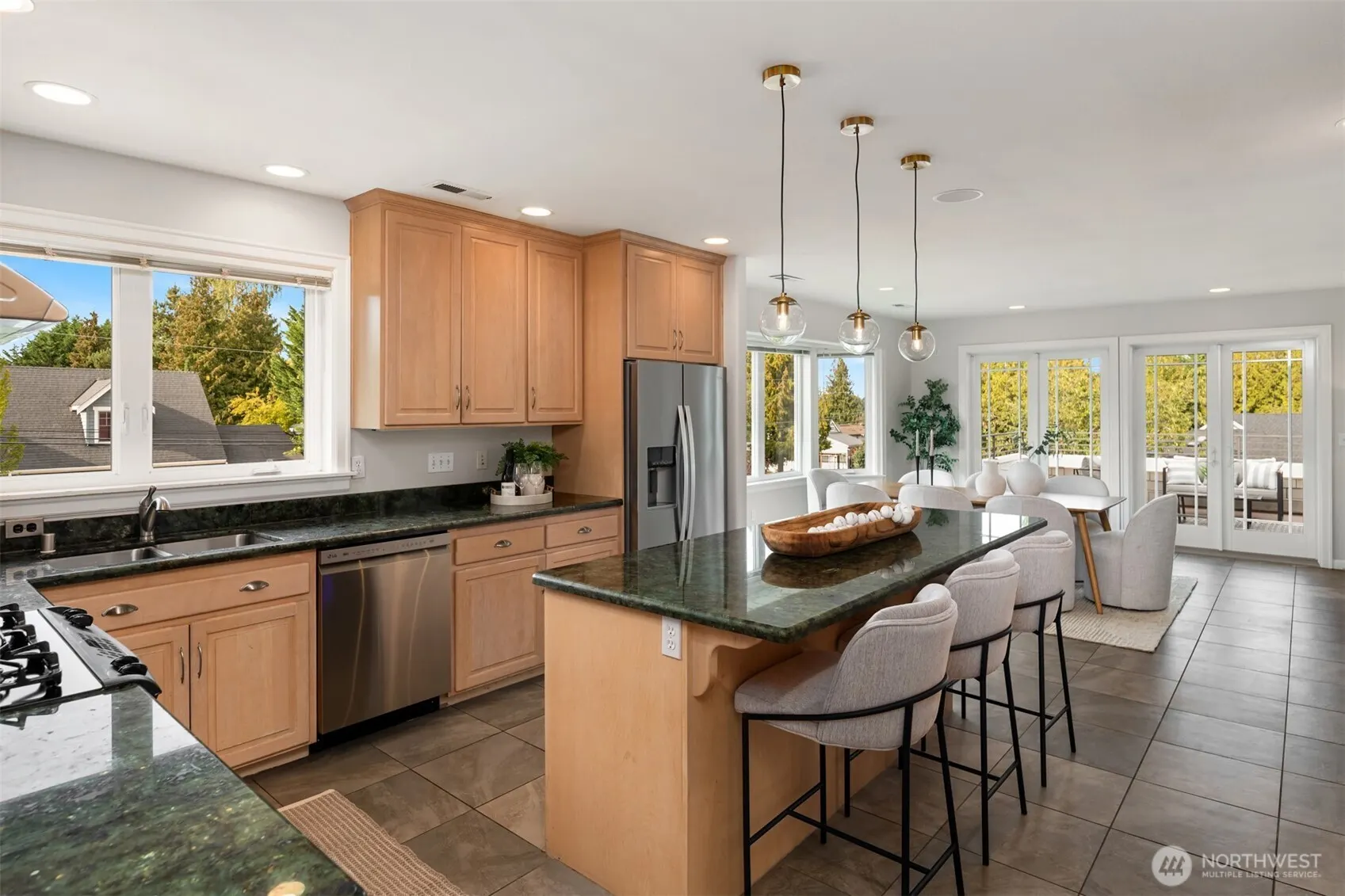 1812 7th Street W, Kirkland, WA 98033