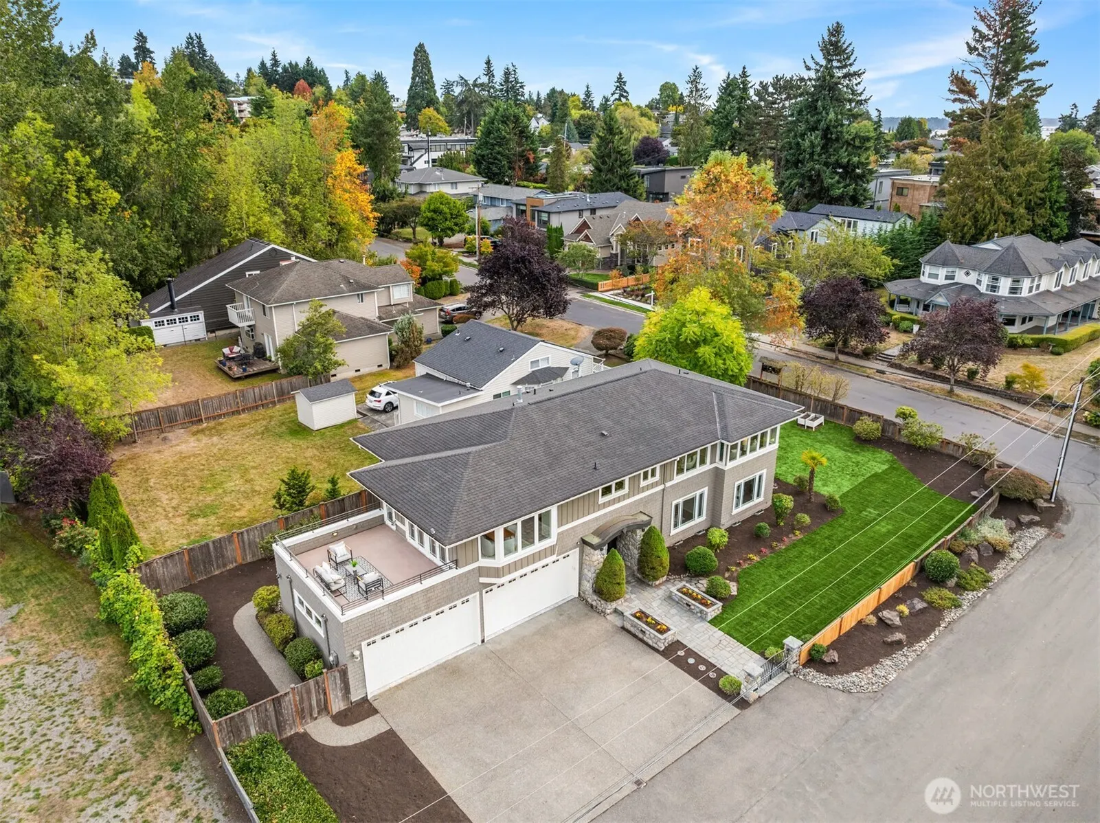 1812 7th Street W, Kirkland, WA 98033