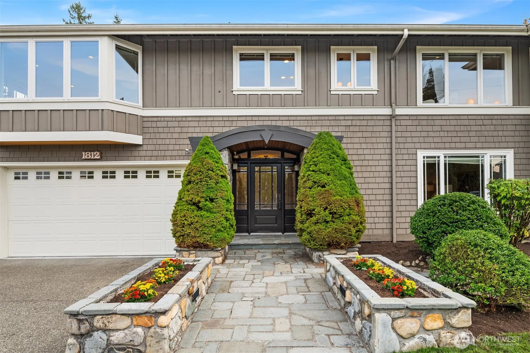 1812 7th Street W, Kirkland, WA 98033