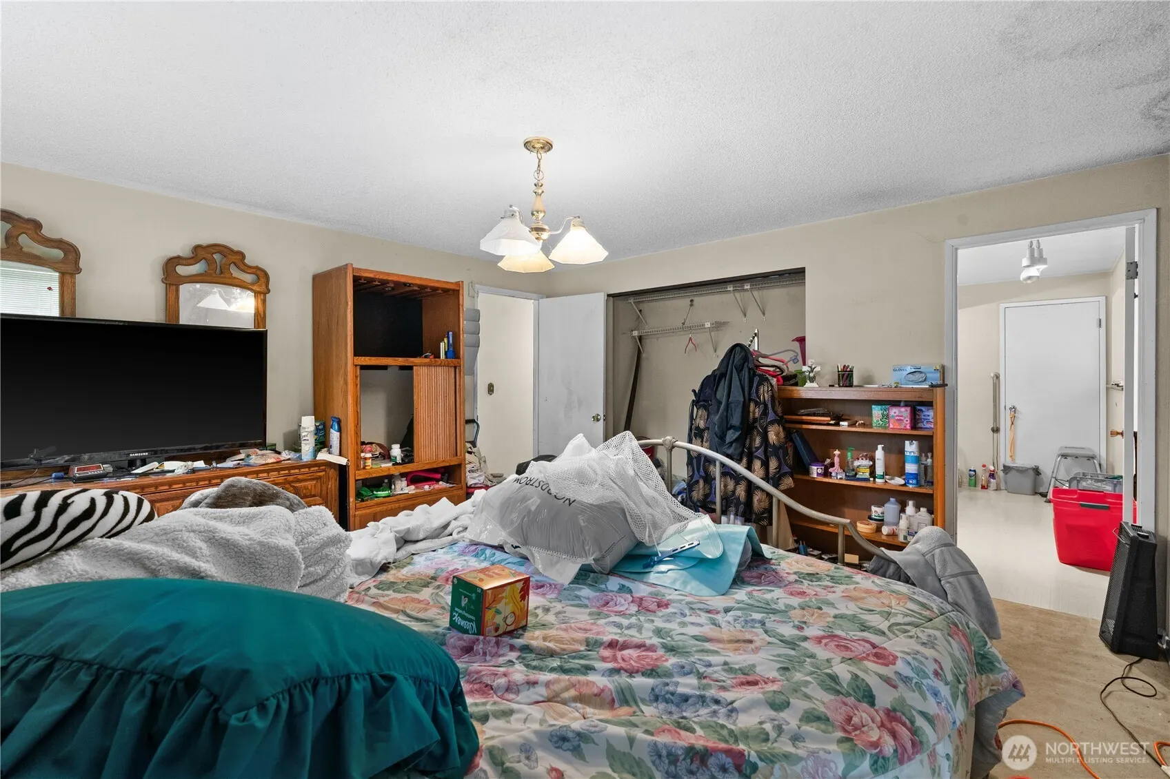 6123 110th Avenue SE, Bellevue, WA 98006