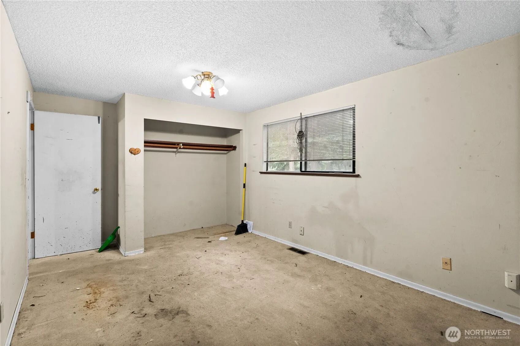 6123 110th Avenue SE, Bellevue, WA 98006