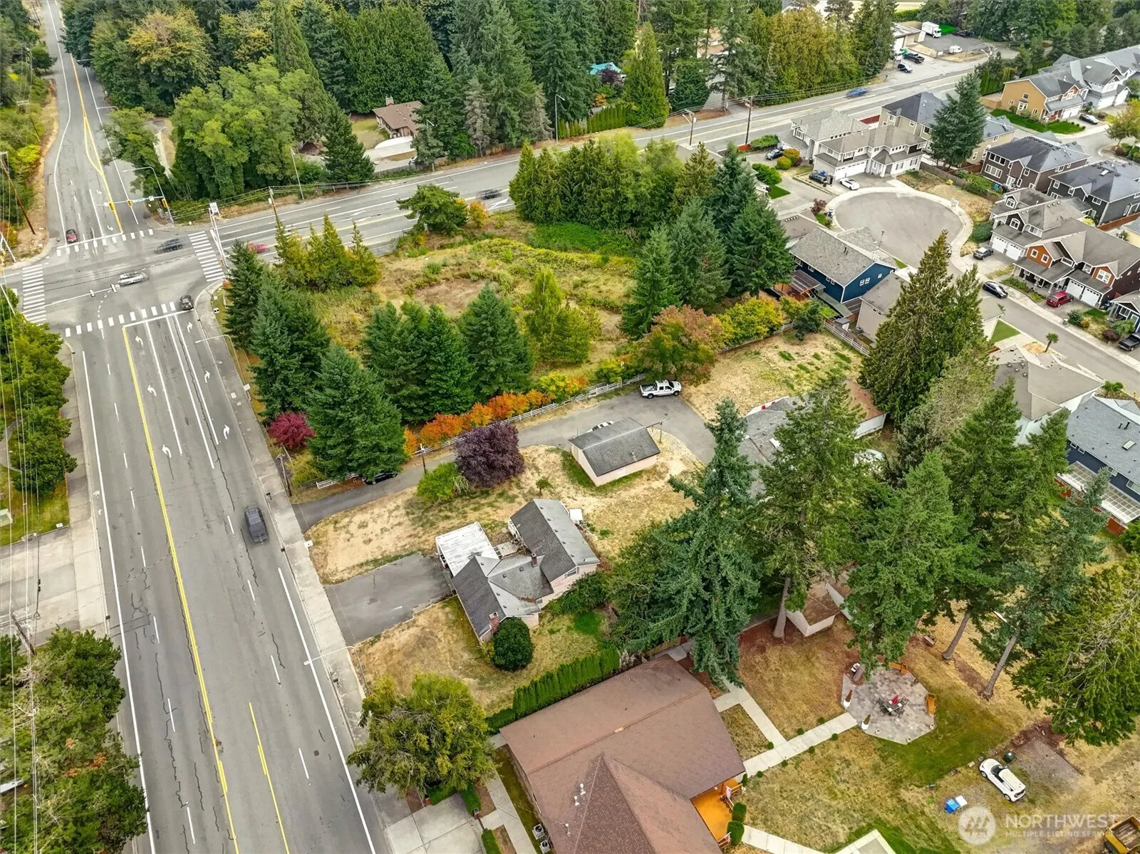 13041 & 13045 SE 208th Street , Kent, WA 98031