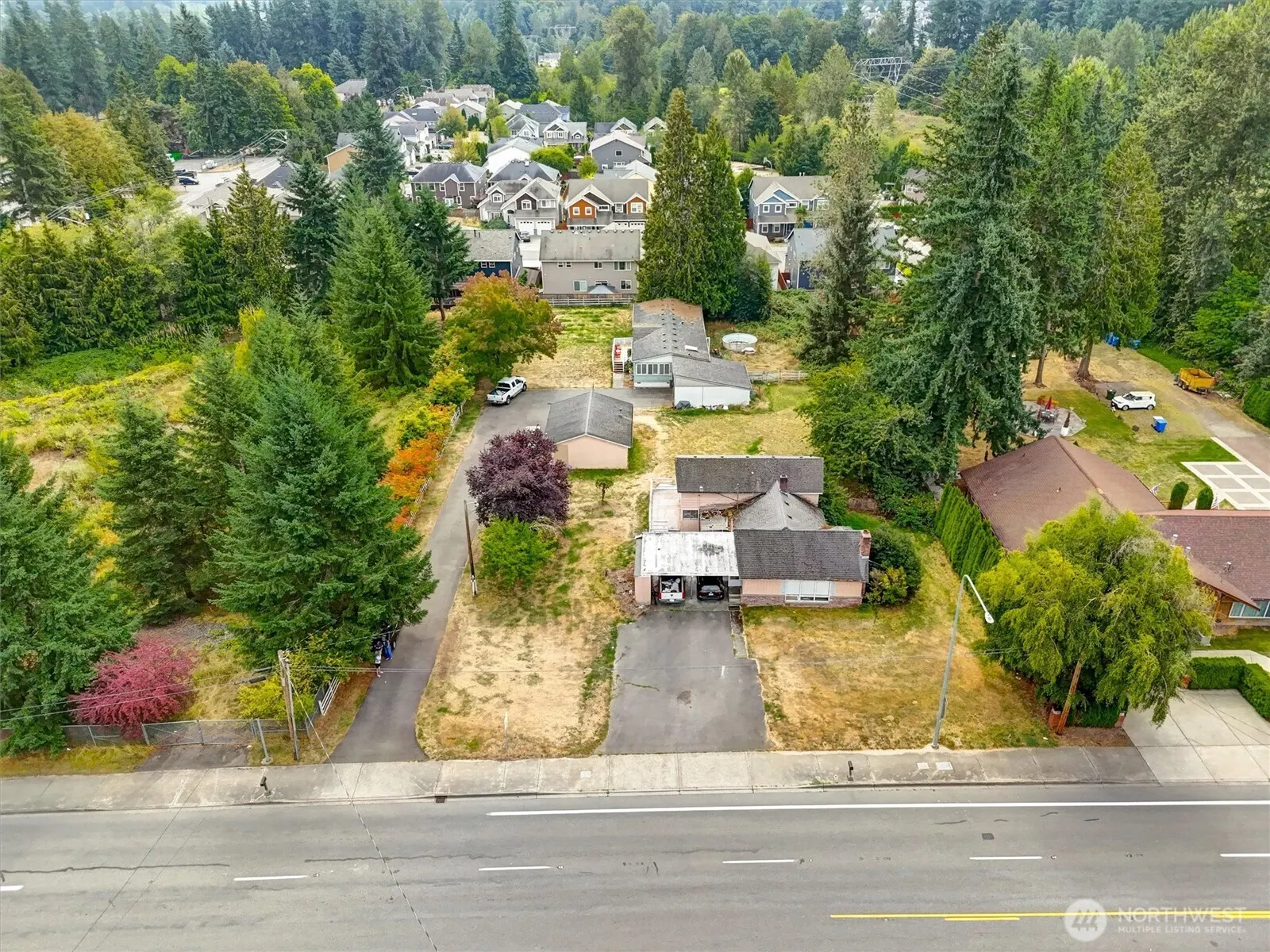 13041 & 13045 SE 208th Street , Kent, WA 98031